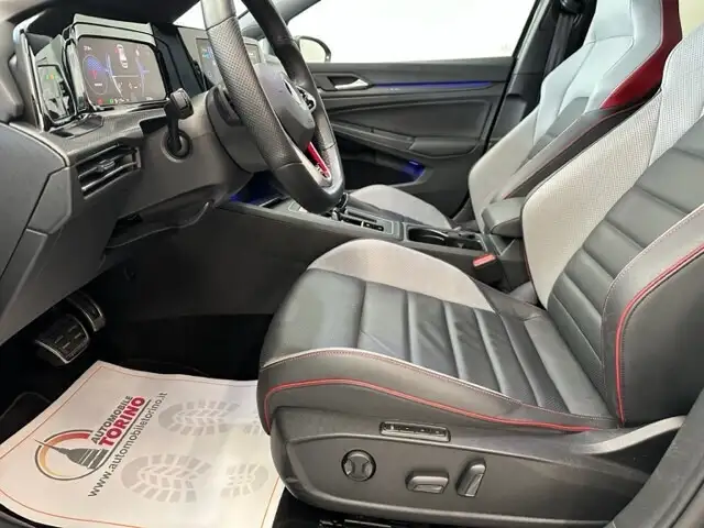 Volkswagen Golf view 14