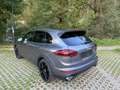 Porsche Cayenne II S PHEV Hybrid Aut. Grau - thumbnail 3