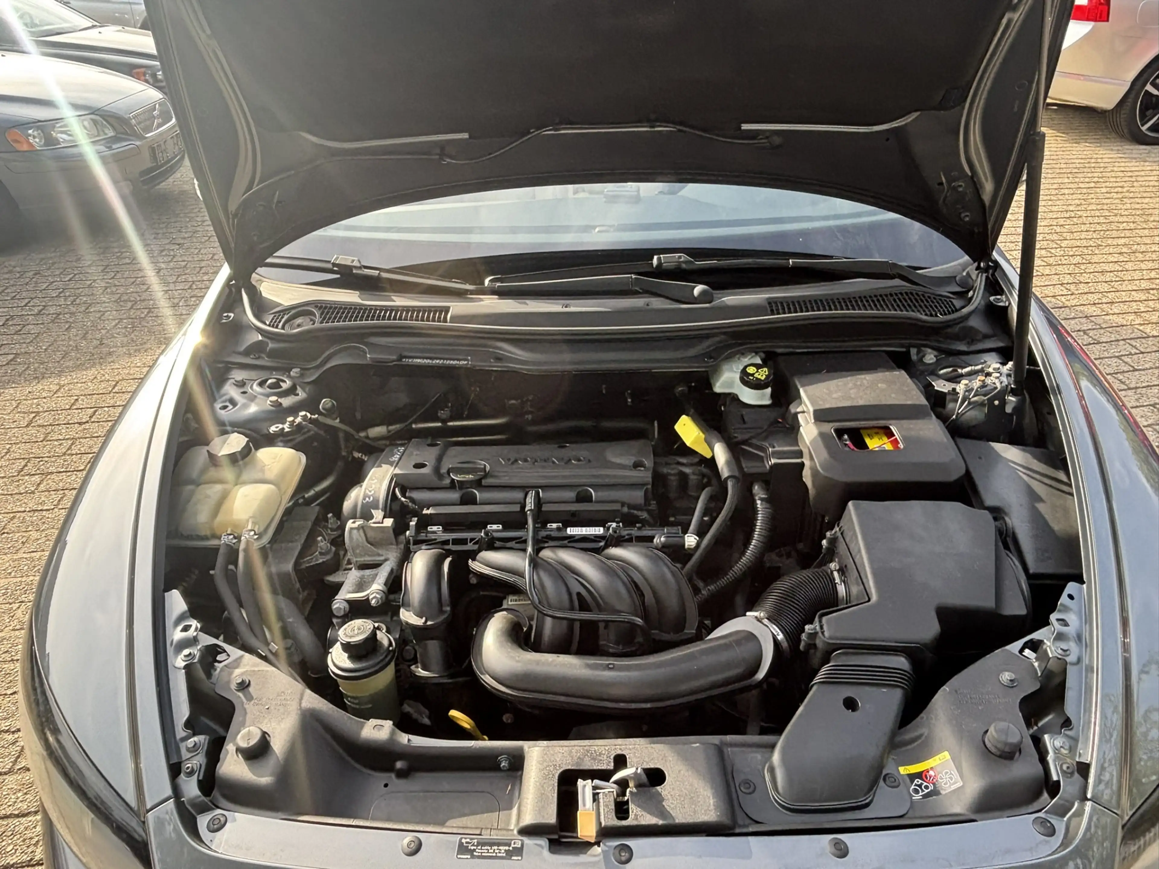 Volvo C30 1.6 Momentum Leder Schuifdak — photo 11