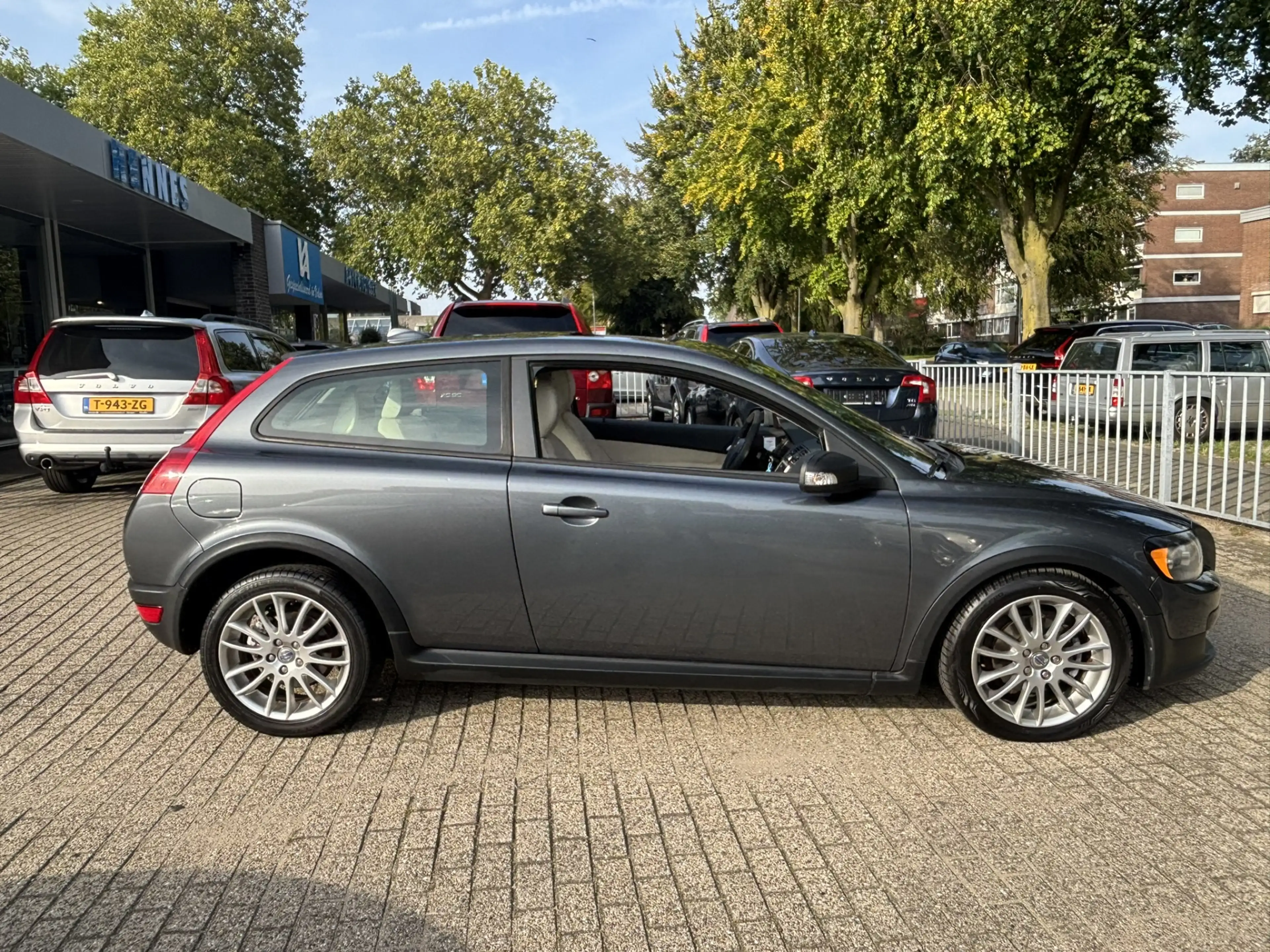 Volvo C30 1.6 Momentum Leder Schuifdak — photo 3