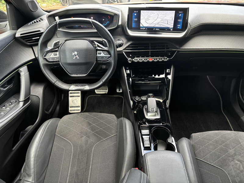 Peugeot 2008 1.2 PureTech GT 155PK | Schuif-kanteldak | Trekhaa — photo 12
