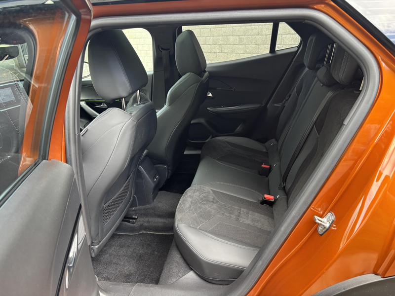 Peugeot 2008 1.2 PureTech GT 155PK | Schuif-kanteldak | Trekhaa — photo 13