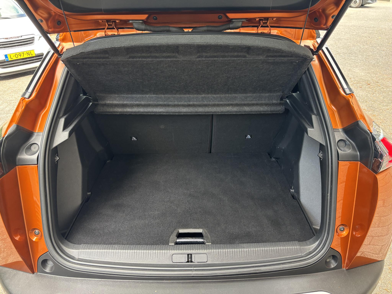 Peugeot 2008 1.2 PureTech GT 155PK | Schuif-kanteldak | Trekhaa — photo 14