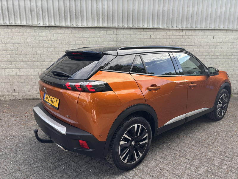 Peugeot 2008 1.2 PureTech GT 155PK | Schuif-kanteldak | Trekhaa — photo 6