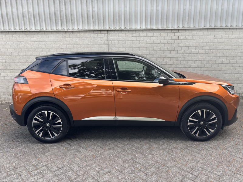Peugeot 2008 1.2 PureTech GT 155PK | Schuif-kanteldak | Trekhaa — photo 4