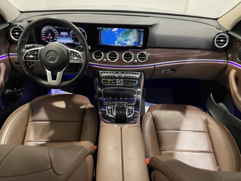 Mercedes-Benz E 400 Td 4M AMG-Line EU6d Leder Navi LED ACC StandHZG — photo 10