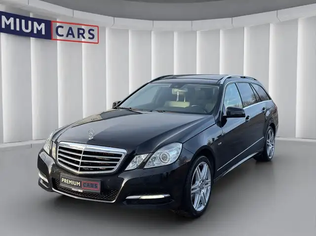 Mercedes-Benz E main image