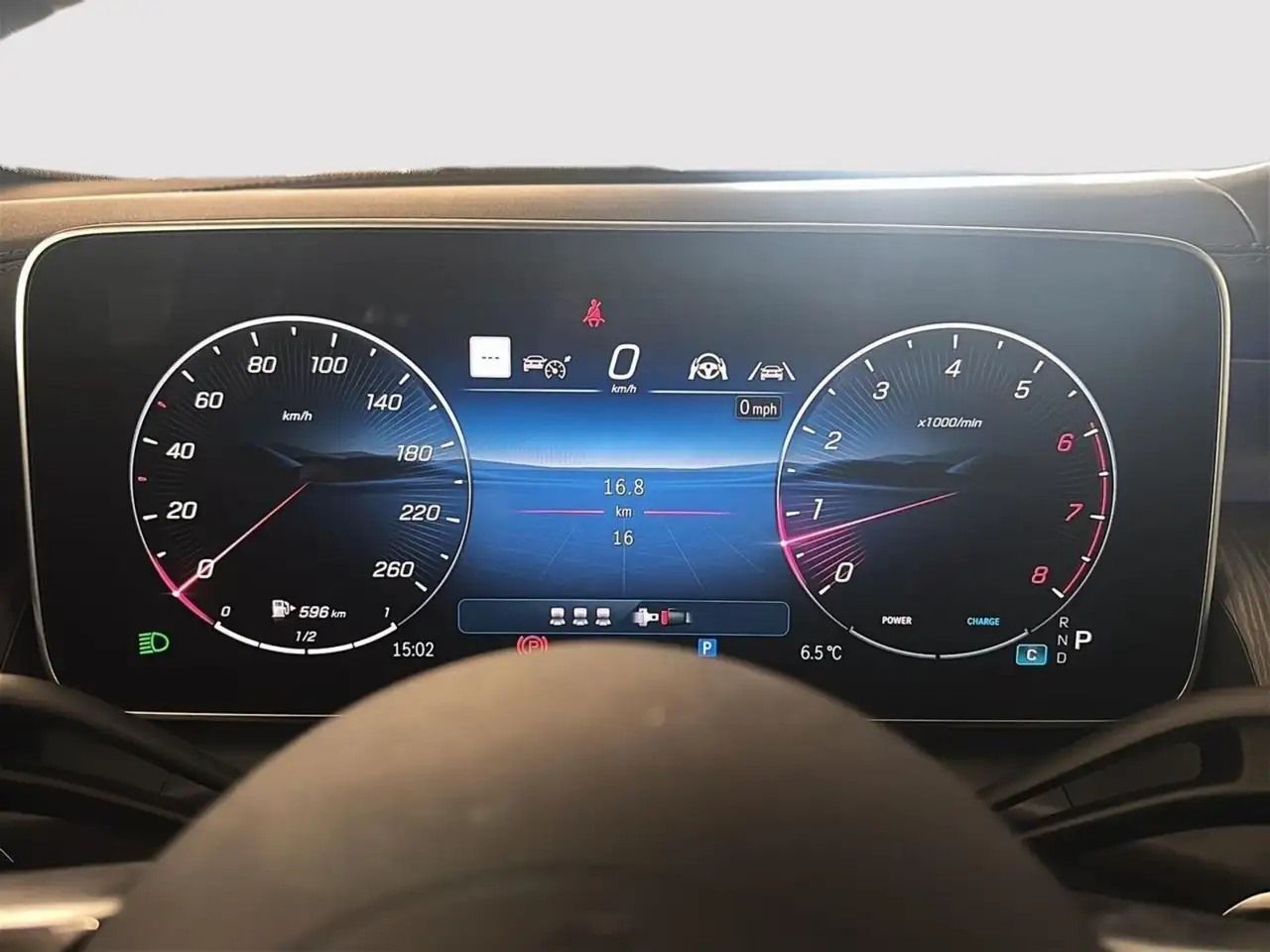 Mercedes-Benz GLC снимка Mercedes-Benz GLC