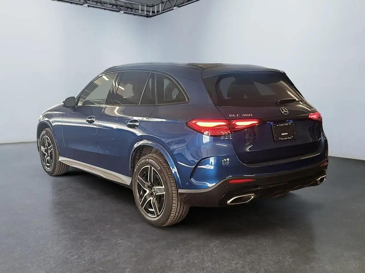 Mercedes-Benz GLC снимка Mercedes-Benz GLC