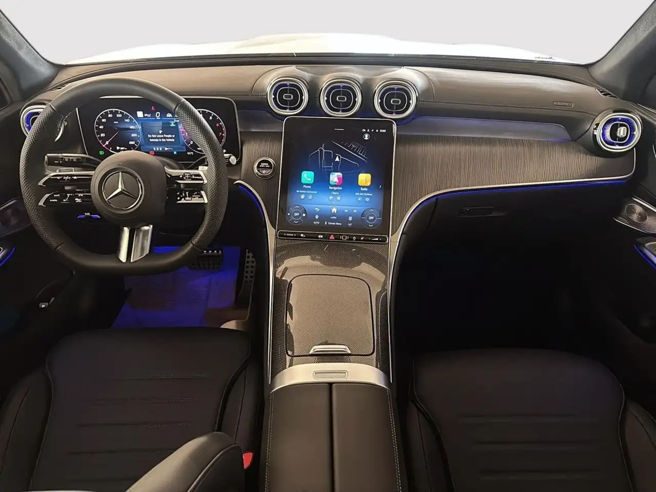 Mercedes-Benz GLC снимка Mercedes-Benz GLC