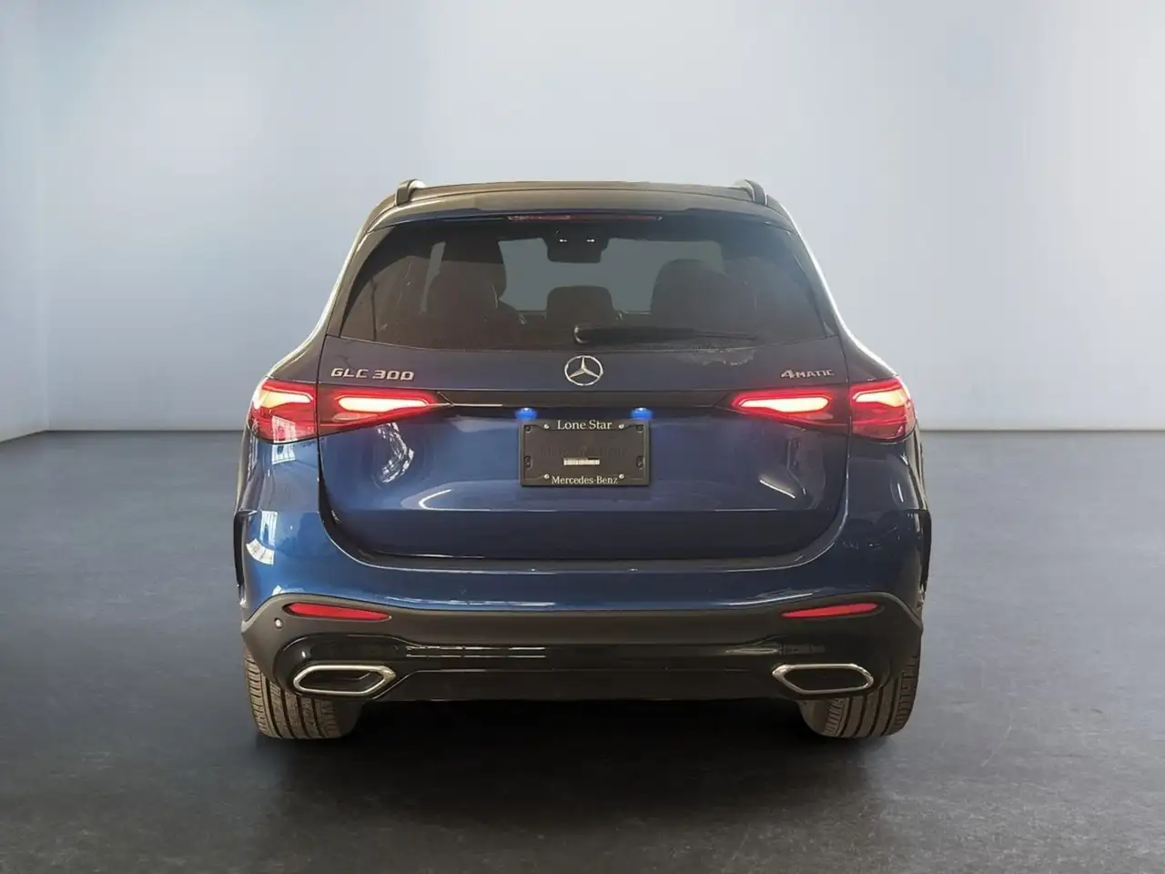 Mercedes-Benz GLC снимка Mercedes-Benz GLC