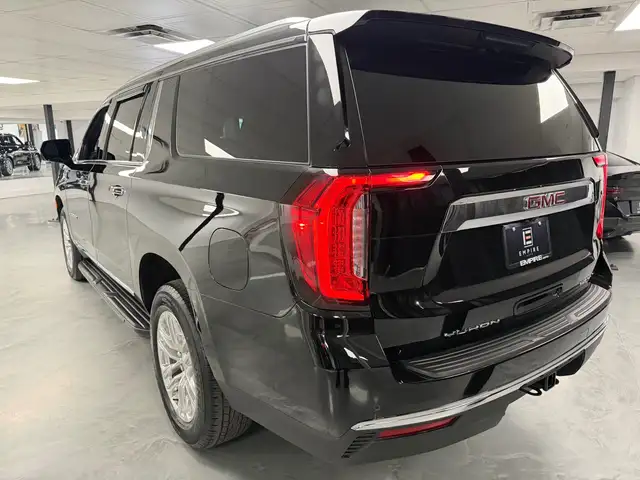 GMC Yukon 2024 — photo 3