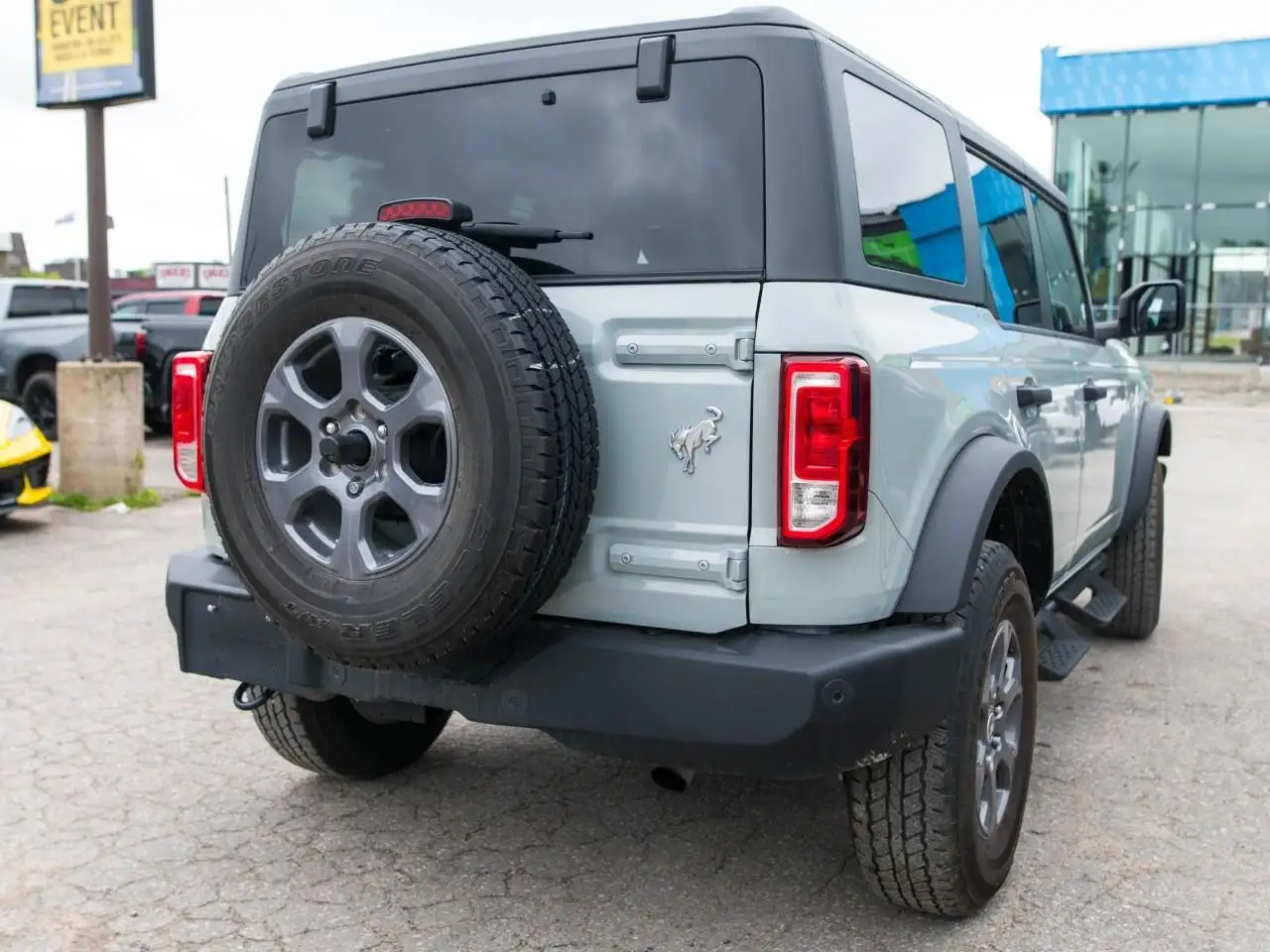 Ford Bronco снимка Ford Bronco