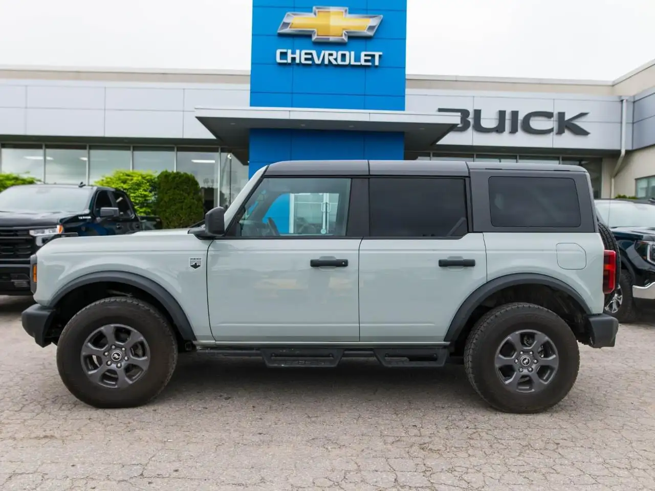 Ford Bronco снимка Ford Bronco