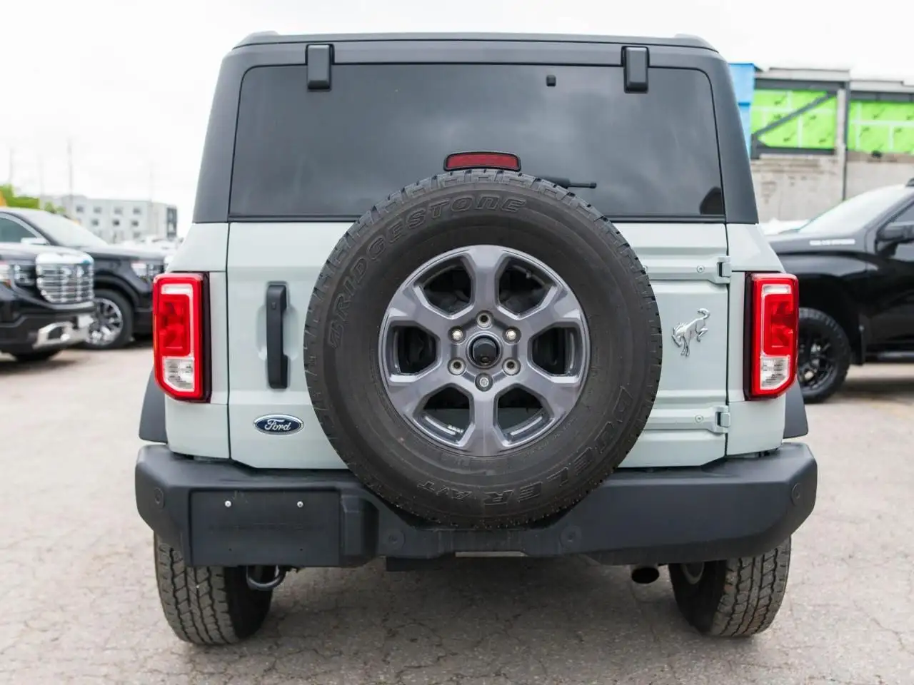 Ford Bronco снимка Ford Bronco