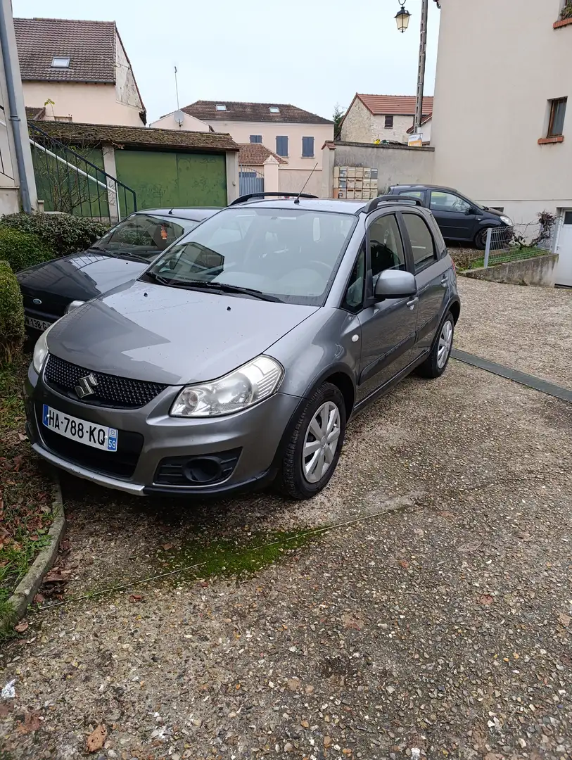 Suzuki SX4 SX4 1.6 GLX Gris - 1