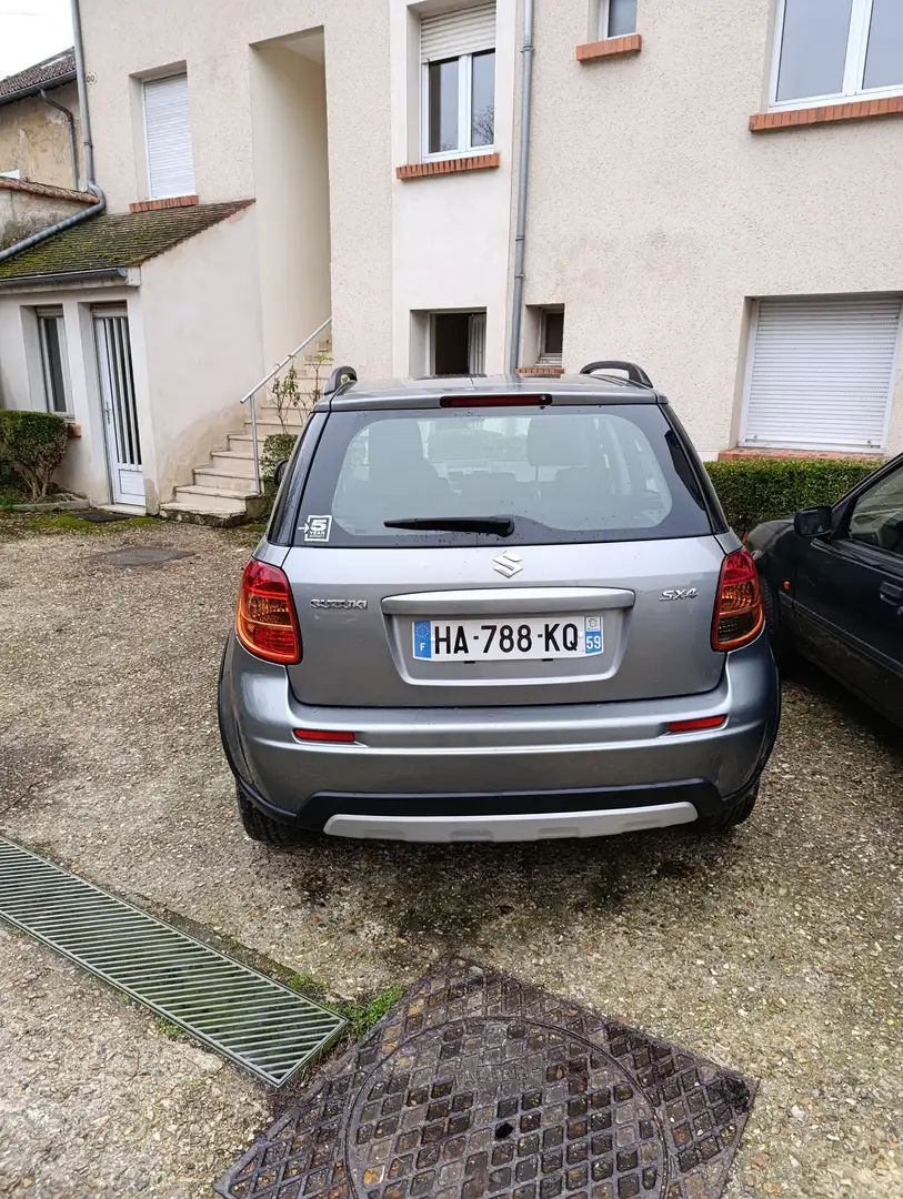Suzuki SX4 SX4 1.6 GLX Gris - 2