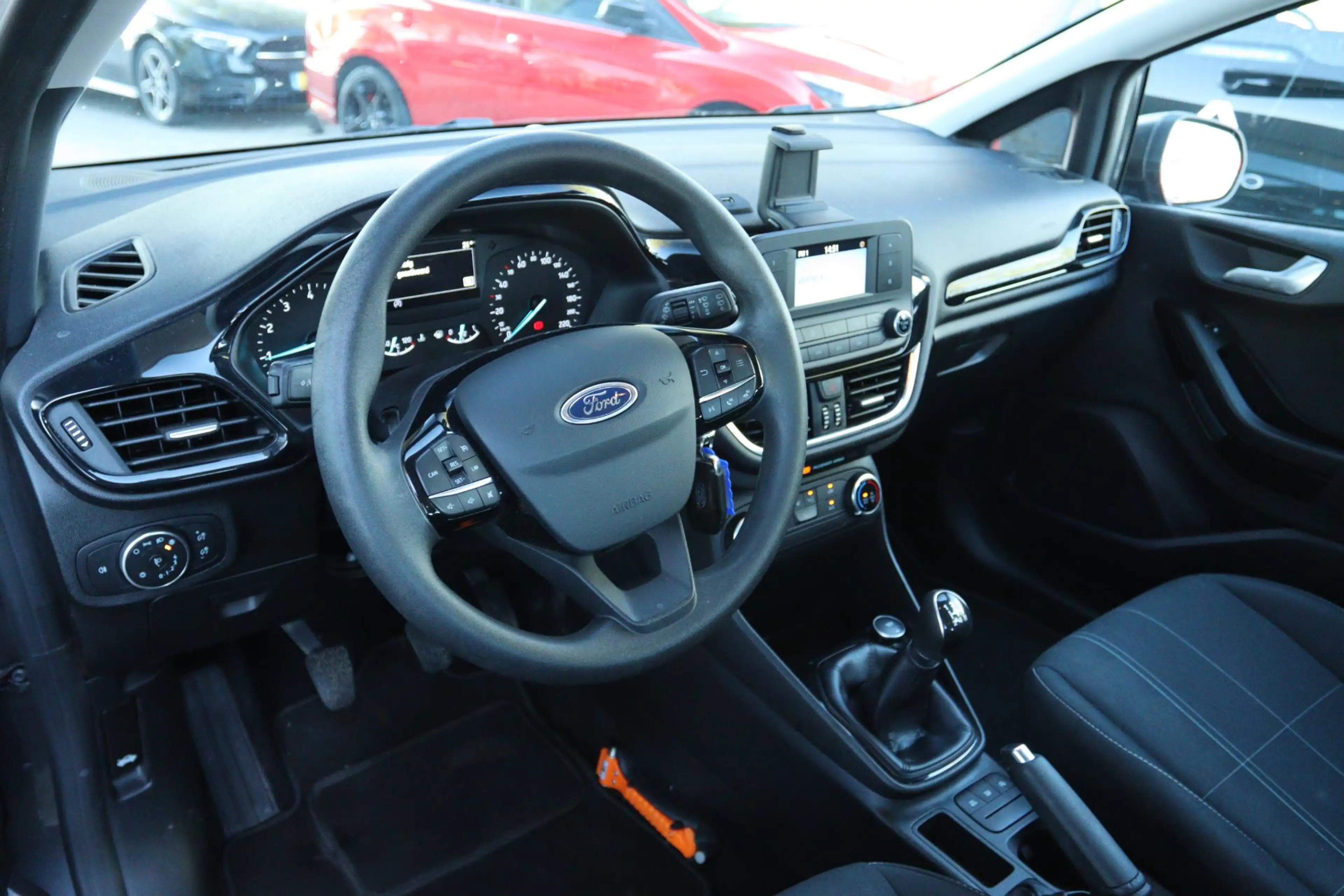 Ford Fiesta 1.1 TREND | ORIG. NL | CRUISE | AIRCO | BLUETOOTH — photo 3