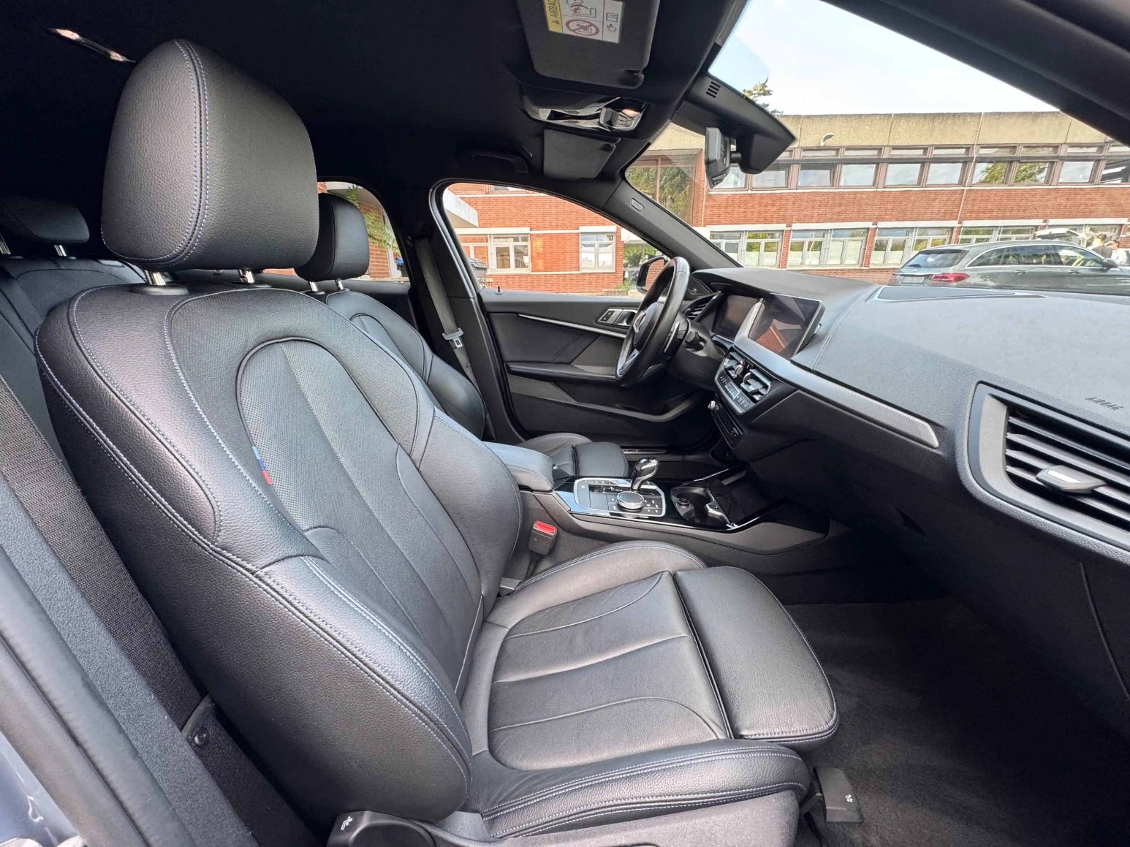 BMW 135 i xDrive M-SPORT *LED*LEDER*HuD*DR.ASSIST* — photo 12
