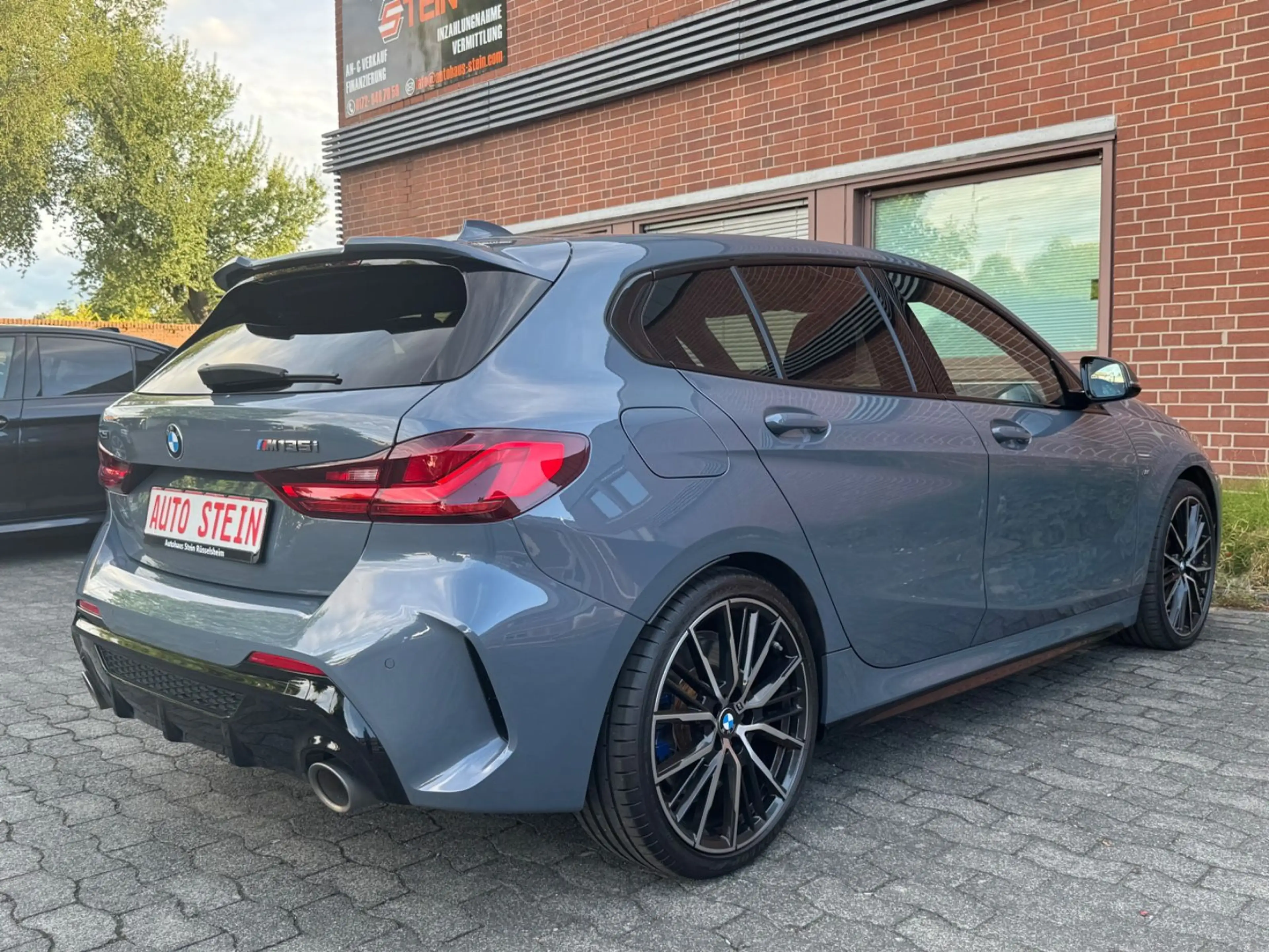 BMW 135 i xDrive M-SPORT *LED*LEDER*HuD*DR.ASSIST* — photo 5