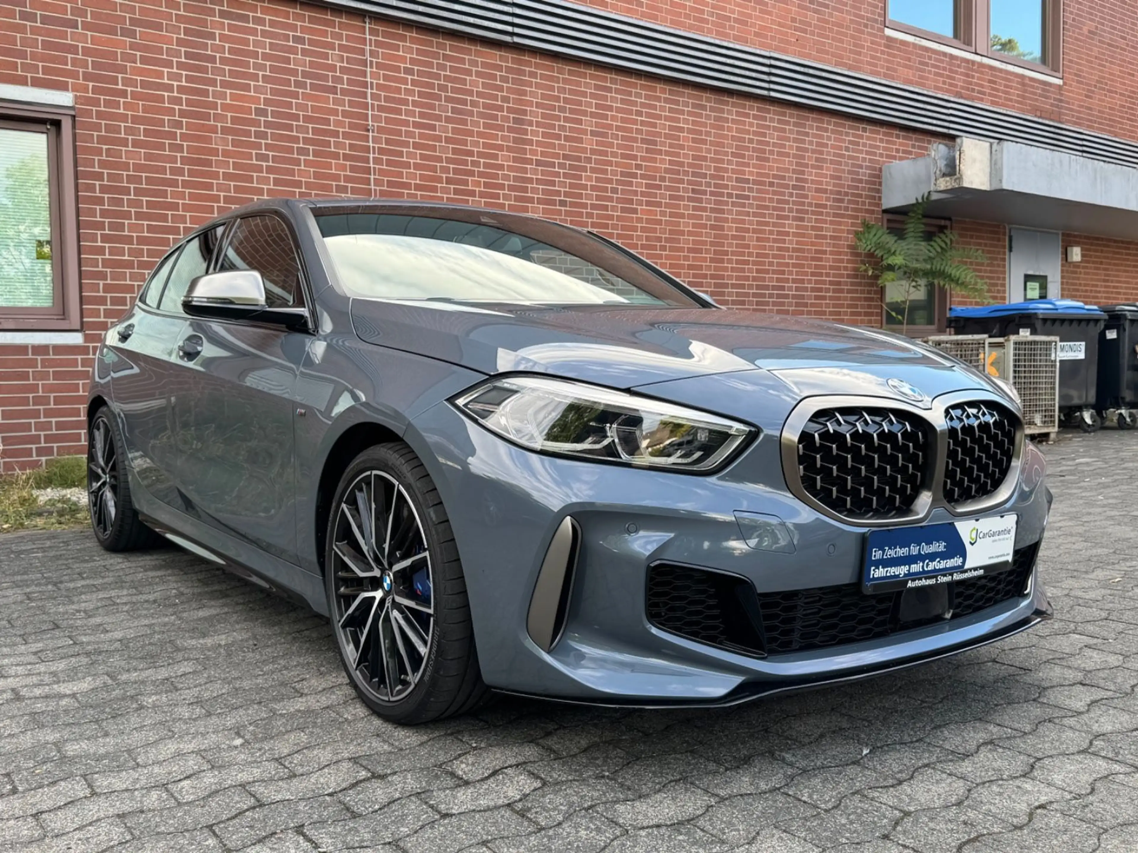 BMW 135 i xDrive M-SPORT *LED*LEDER*HuD*DR.ASSIST* — photo 3