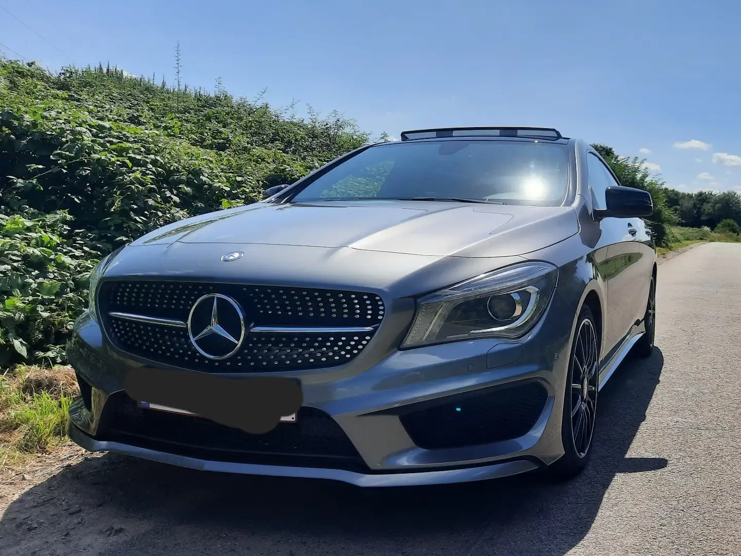 Mercedes-Benz CLA 200 d Gris - 1