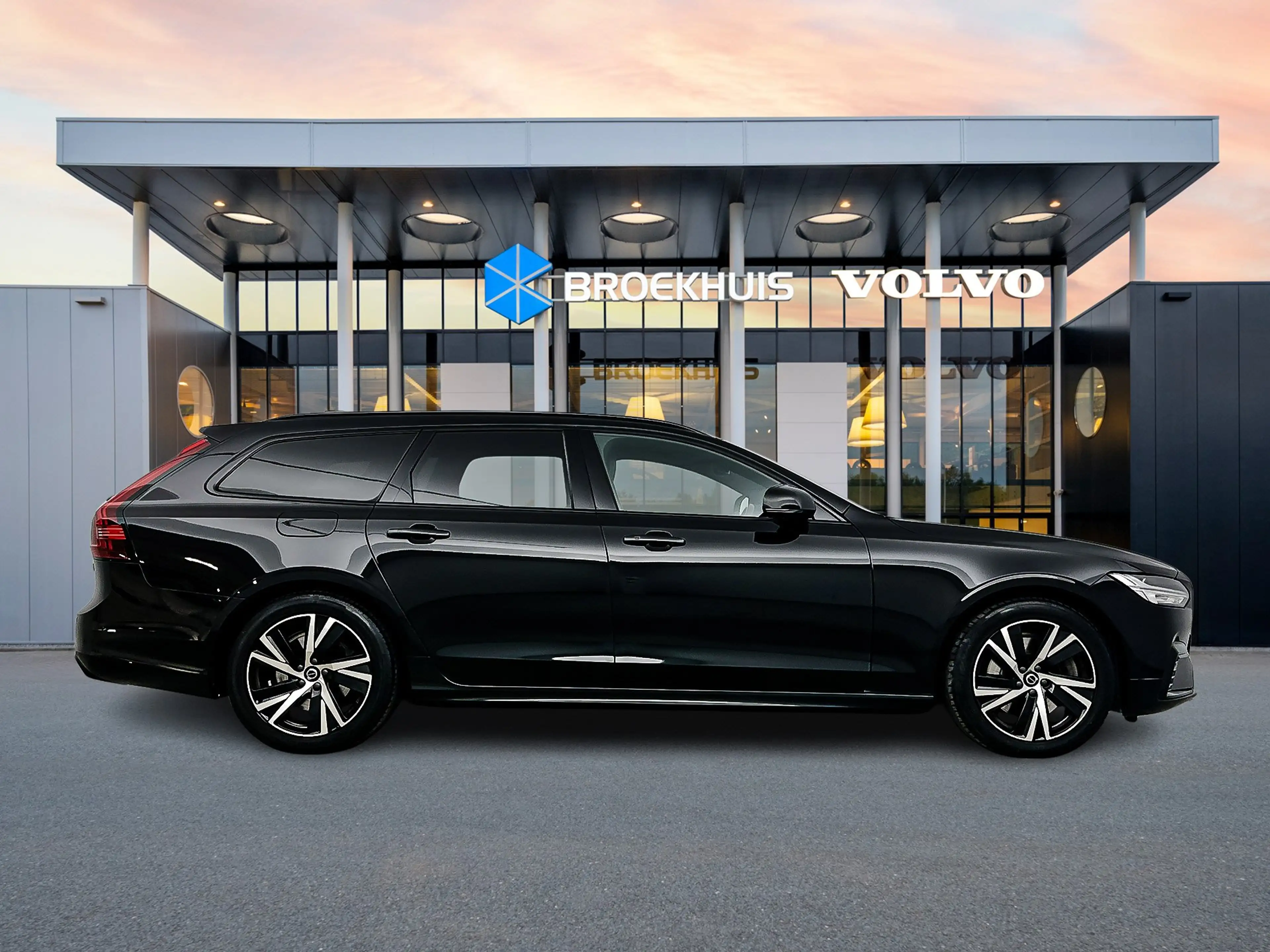 Volvo V90 T6 Recharge R-Design | 18" | Google | Elektr. vers — photo 7