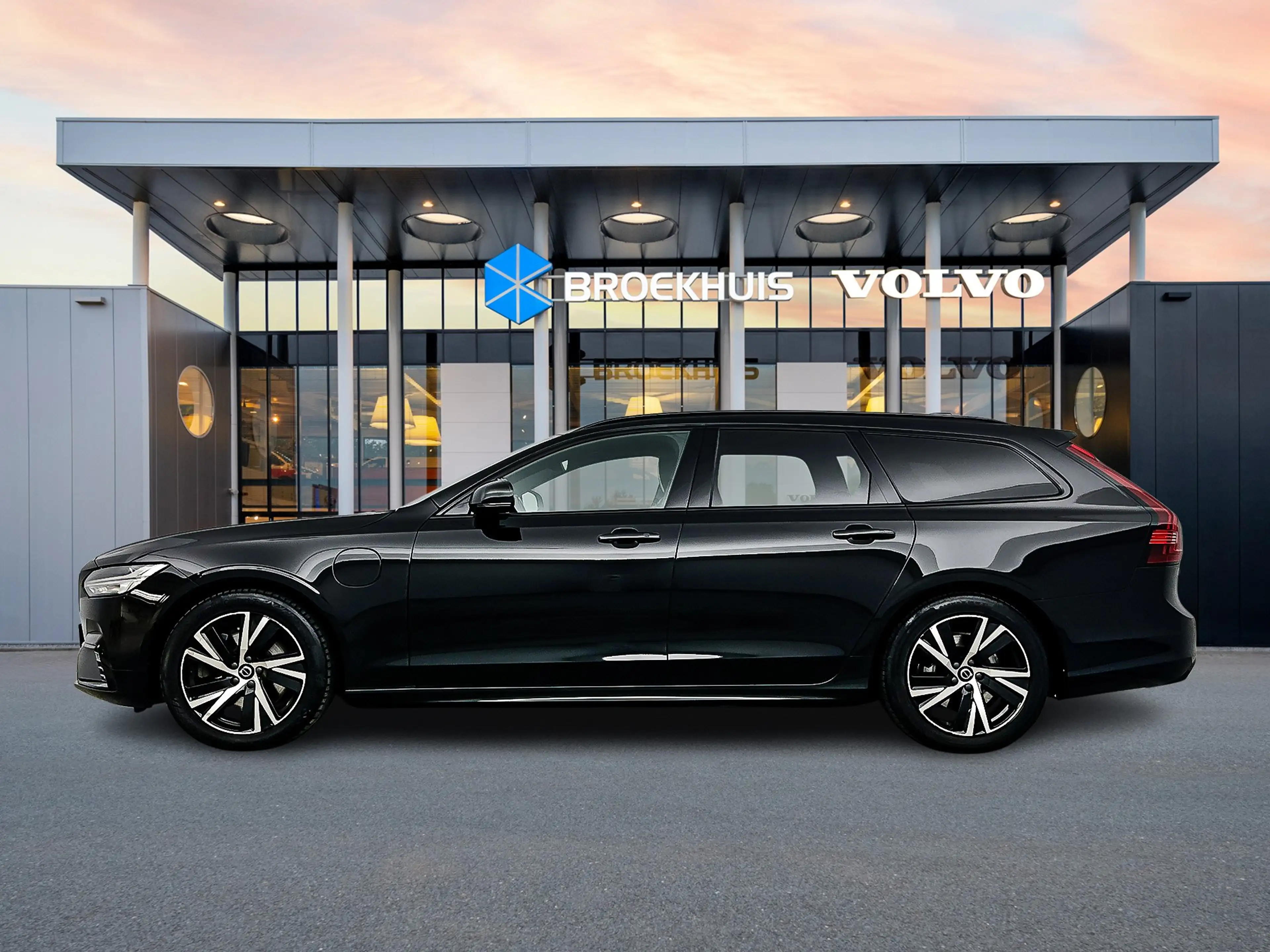 Volvo V90 T6 Recharge R-Design | 18" | Google | Elektr. vers — photo 8