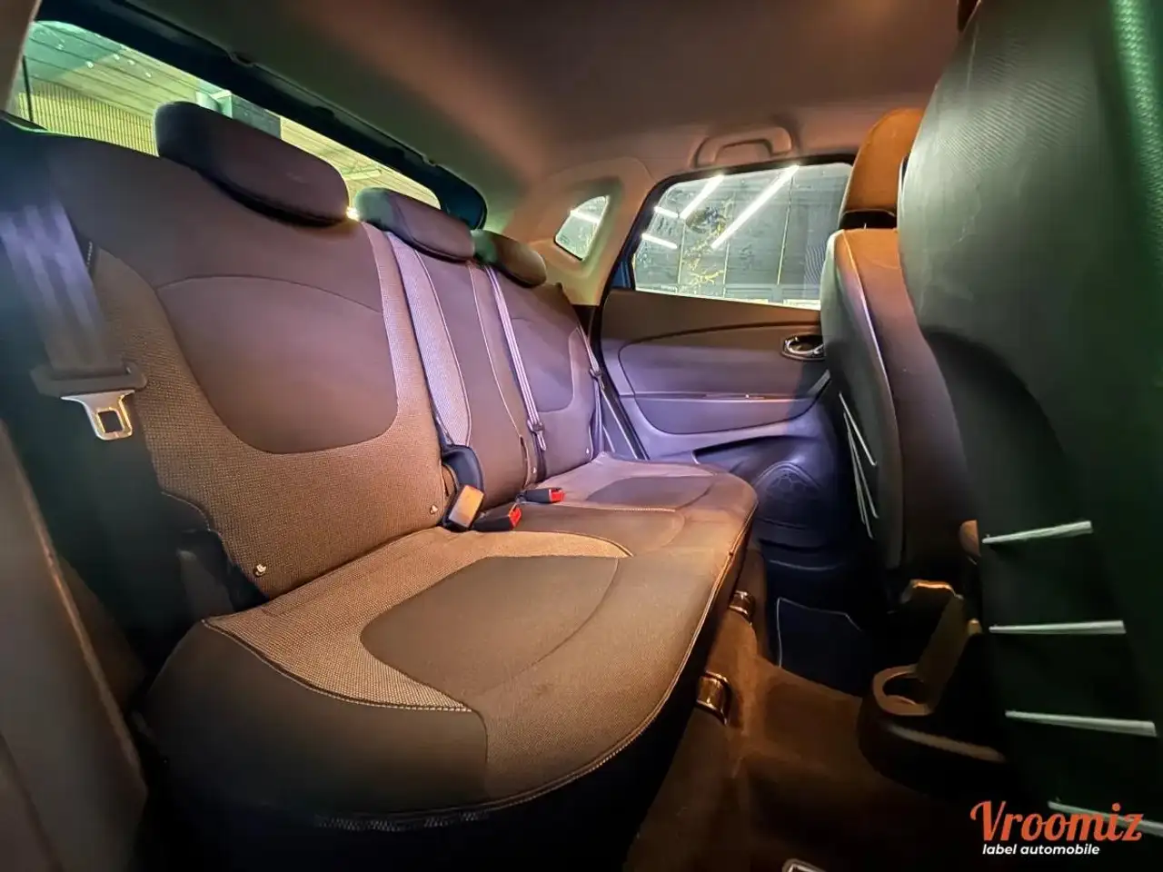 Renault Captur — photo 13