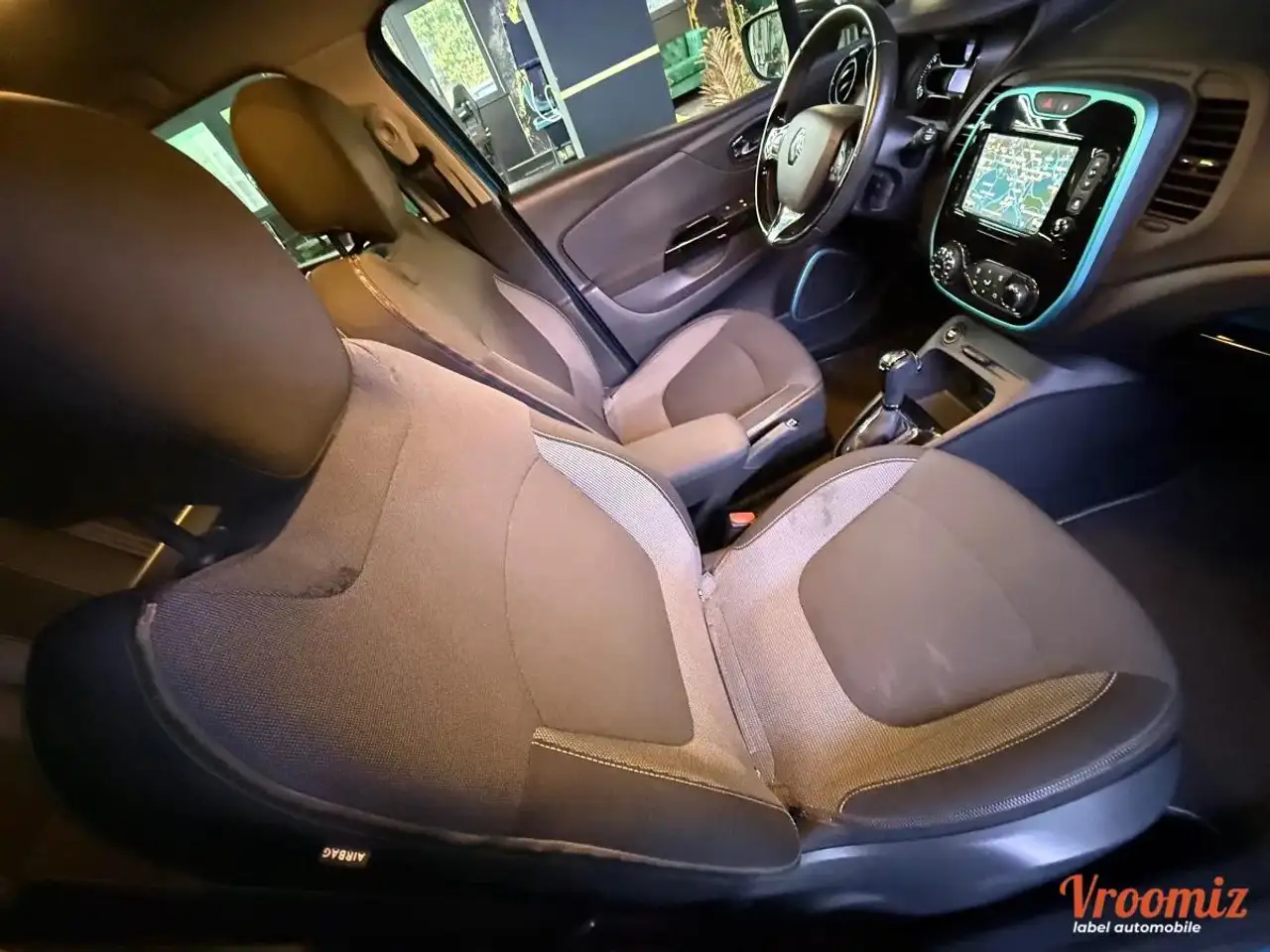 Renault Captur — photo 14