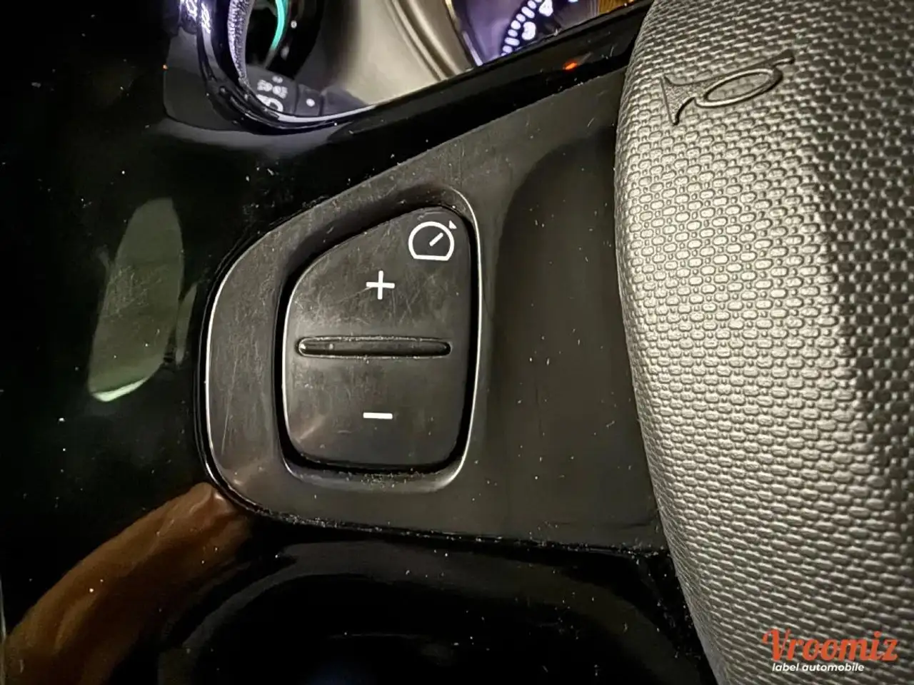 Renault Captur — photo 20