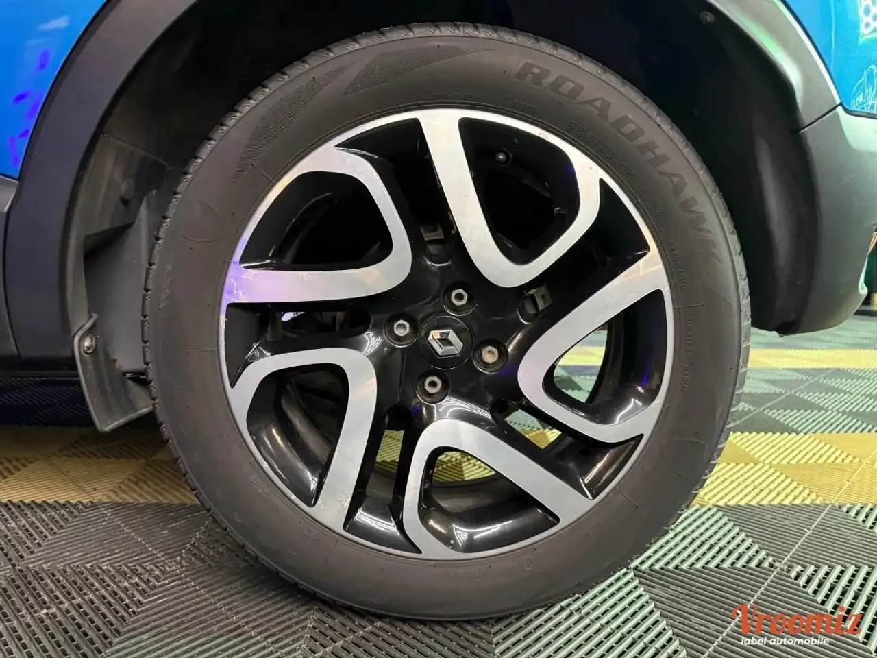 Renault Captur — photo 7