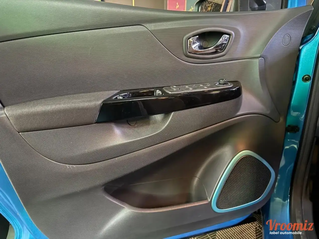 Renault Captur — photo 32