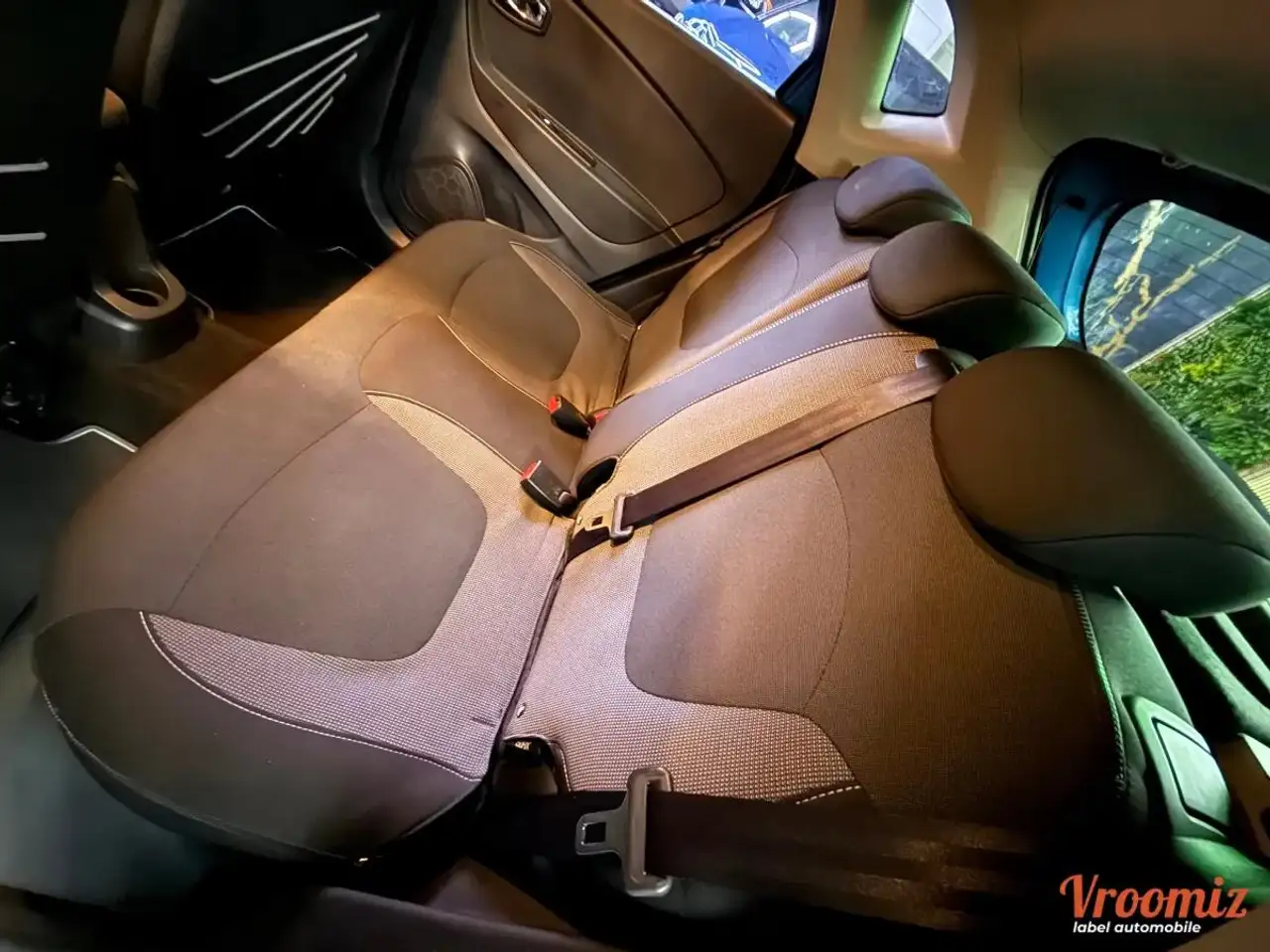 Renault Captur — photo 11
