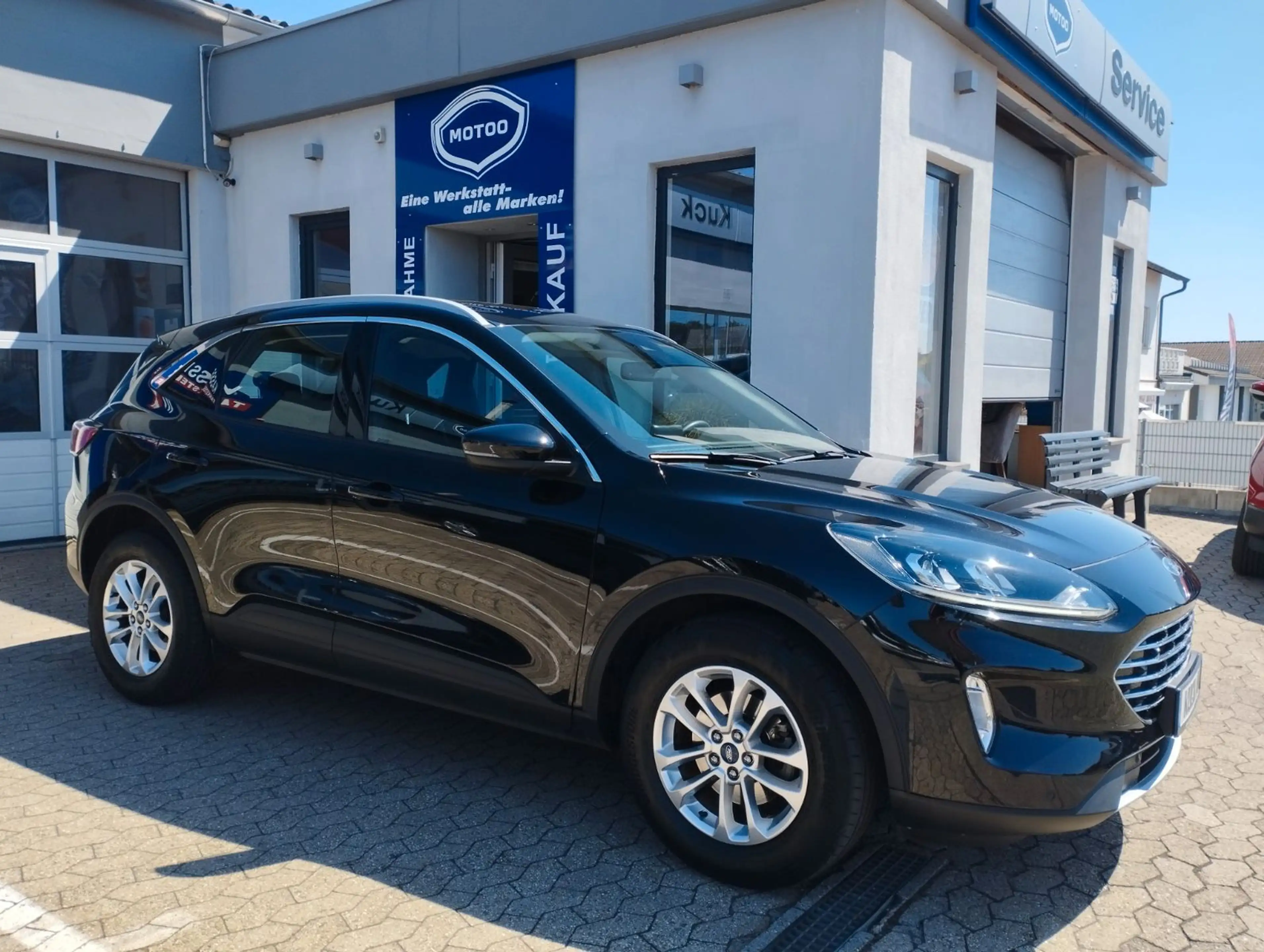 Ford Kuga Titanium 150 PS als Schalter — photo 2