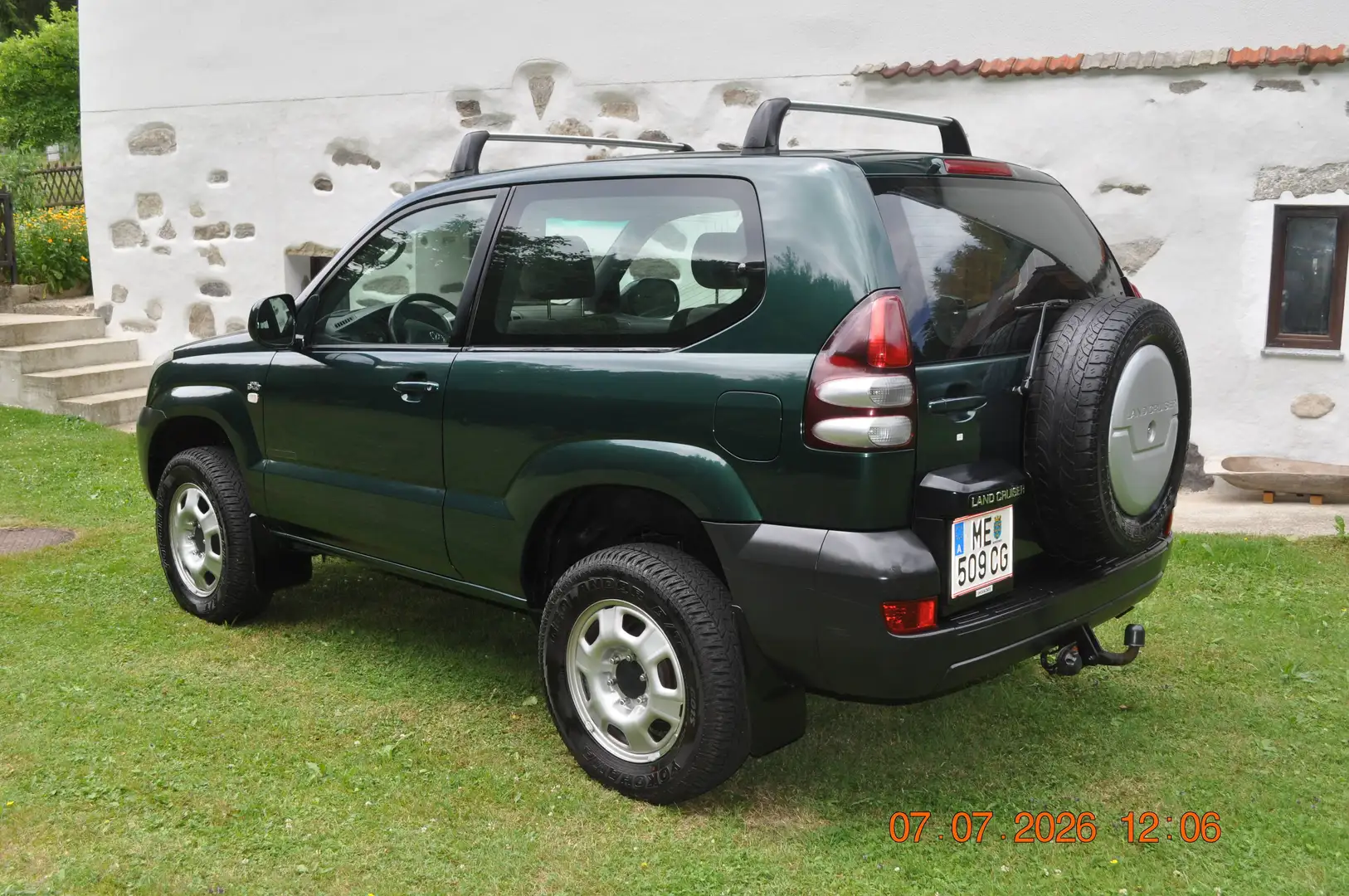 Toyota Land Cruiser Landcruiser 300 3,0 D-4D Country Country Grün - 2