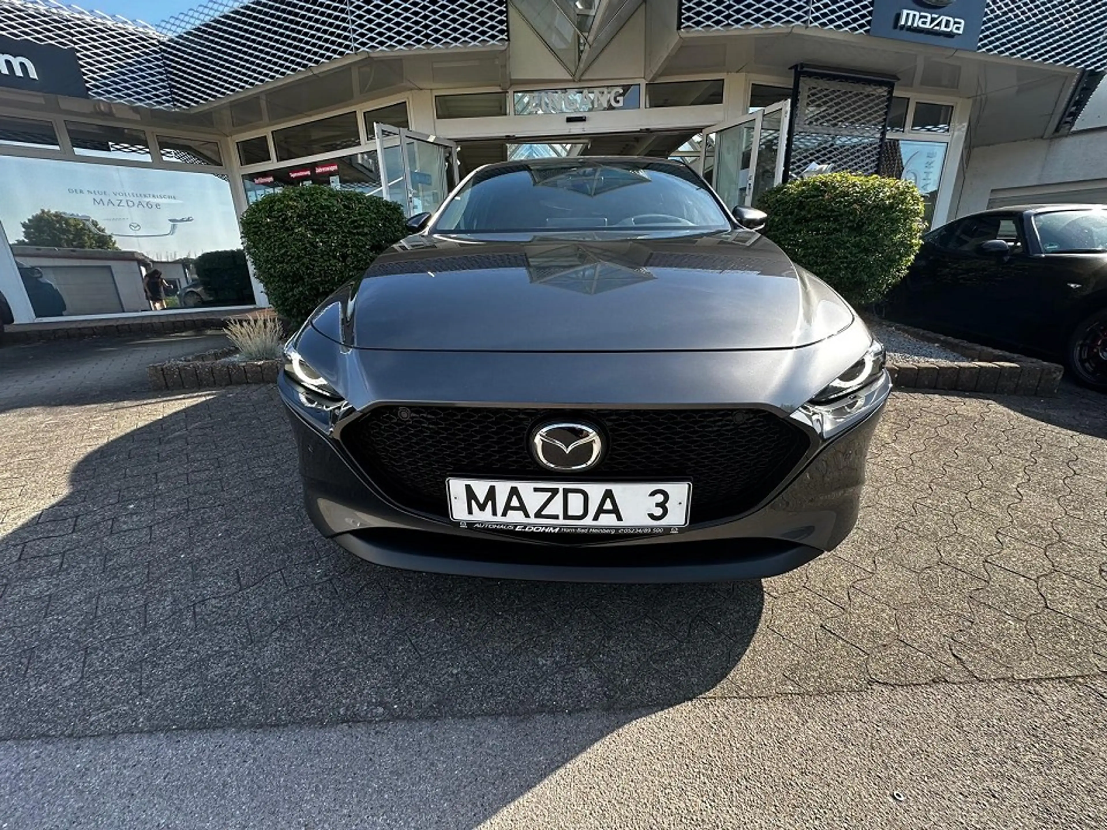 Mazda 3 2.5L e-SKYACTIV G 140ps — photo 3