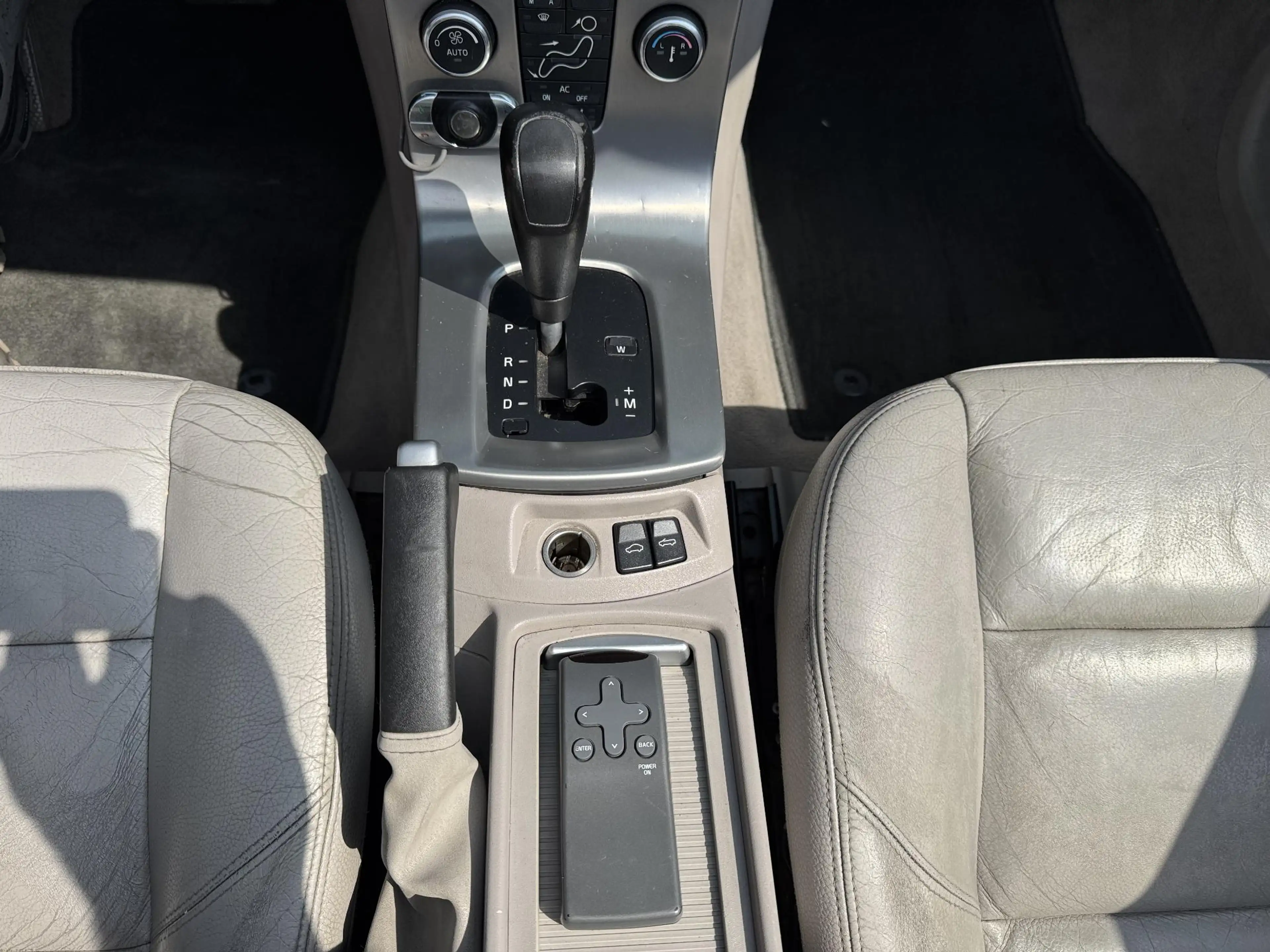 Volvo C70 Convertible 2.5 T5 Summum Youngtimer 220 PK — photo 18