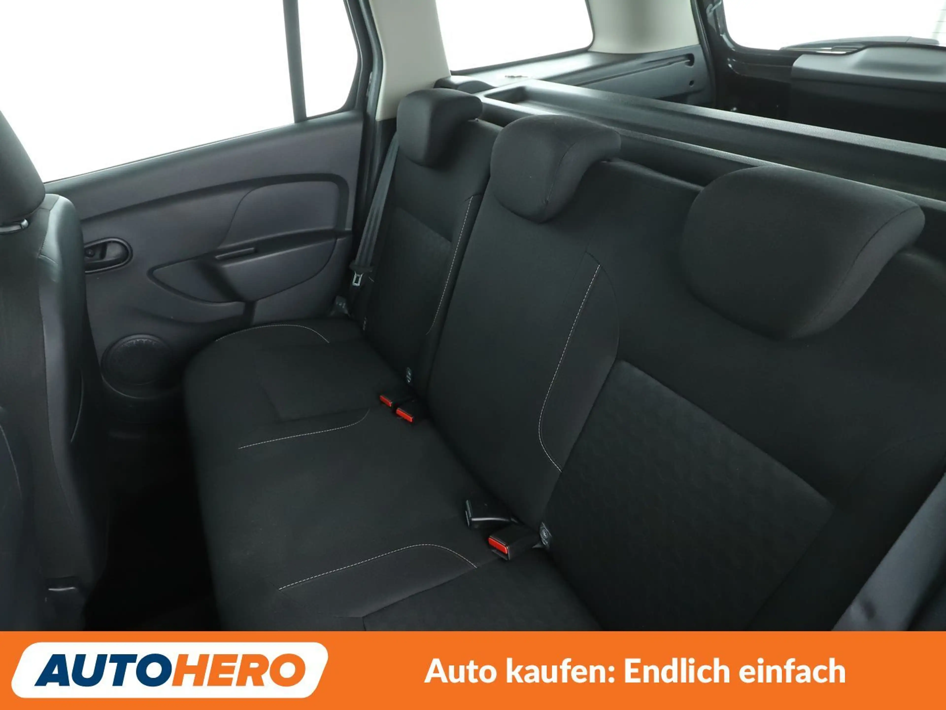 Dacia Logan 0.9 TCe Prestige *NAVI*TEMPO*PDC*SHZ*ALU* — photo 14