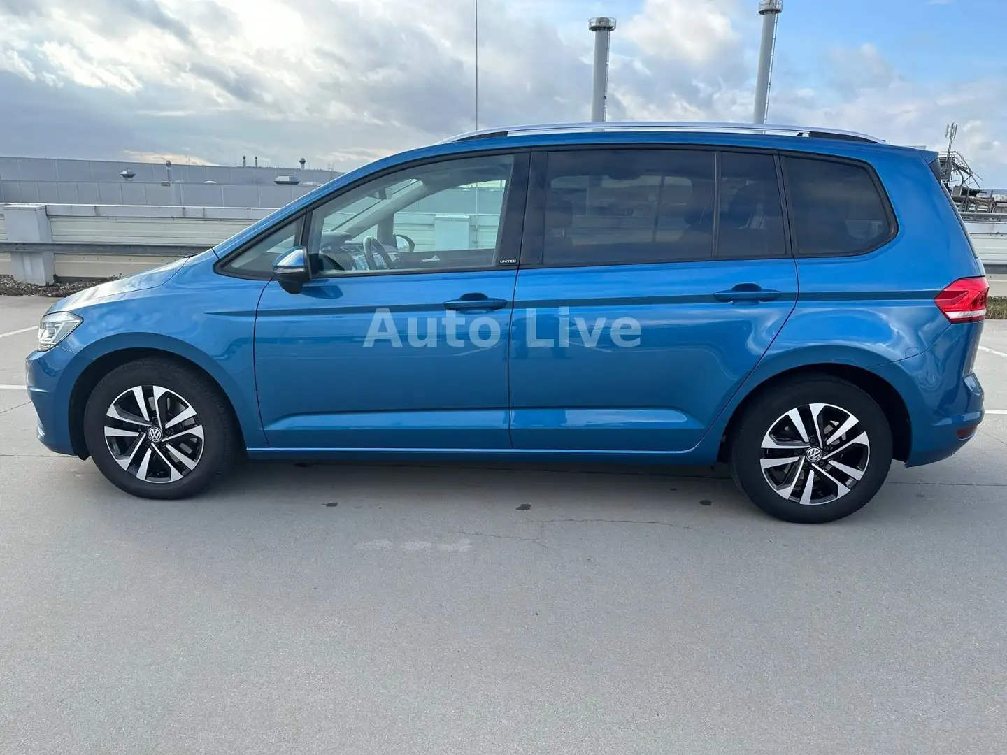 Volkswagen Touran 2.0 TDI*DSG*UNITED*NAVI*LED*KAMERA*ACC Blue - 2