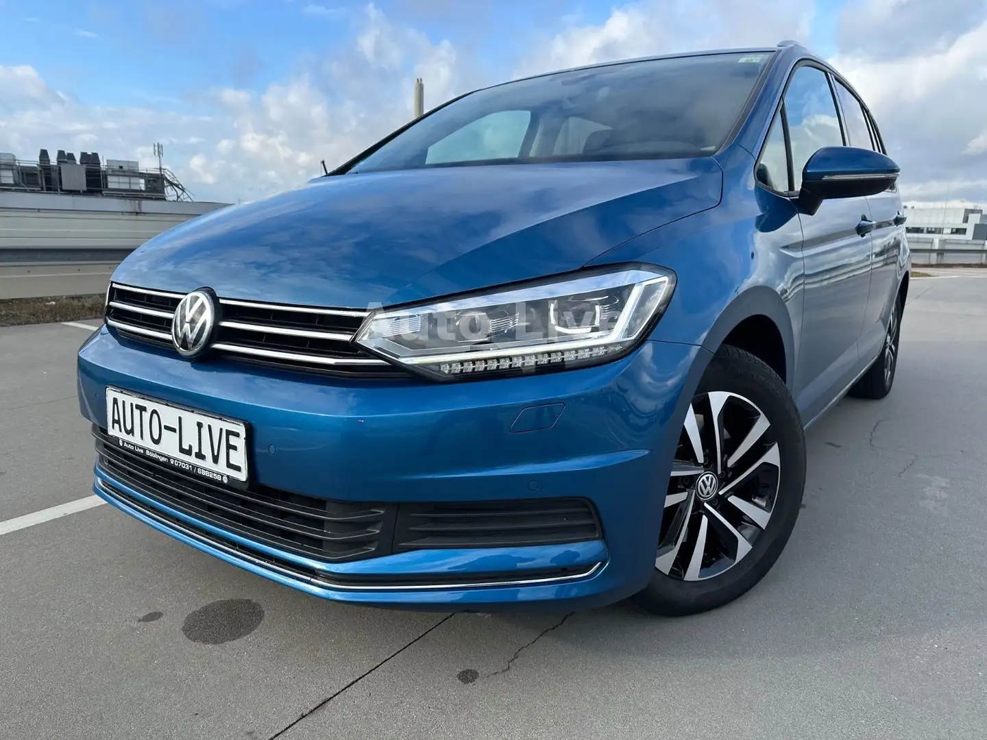 Volkswagen Touran 2.0 TDI*DSG*UNITED*NAVI*LED*KAMERA*ACC Blue - 1
