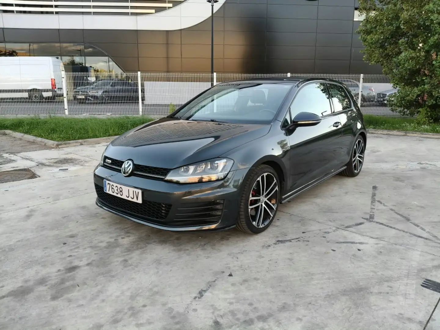 Volkswagen Golf 2.0TDI CR BMT GTD 184 Negro - 1