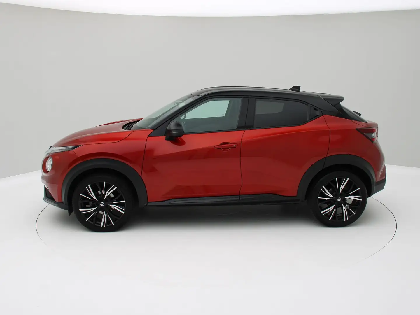 Nissan Juke 1.0 DIG-T N-Design Aut. / Trekhaak / Carplay / Ori Rood - 2