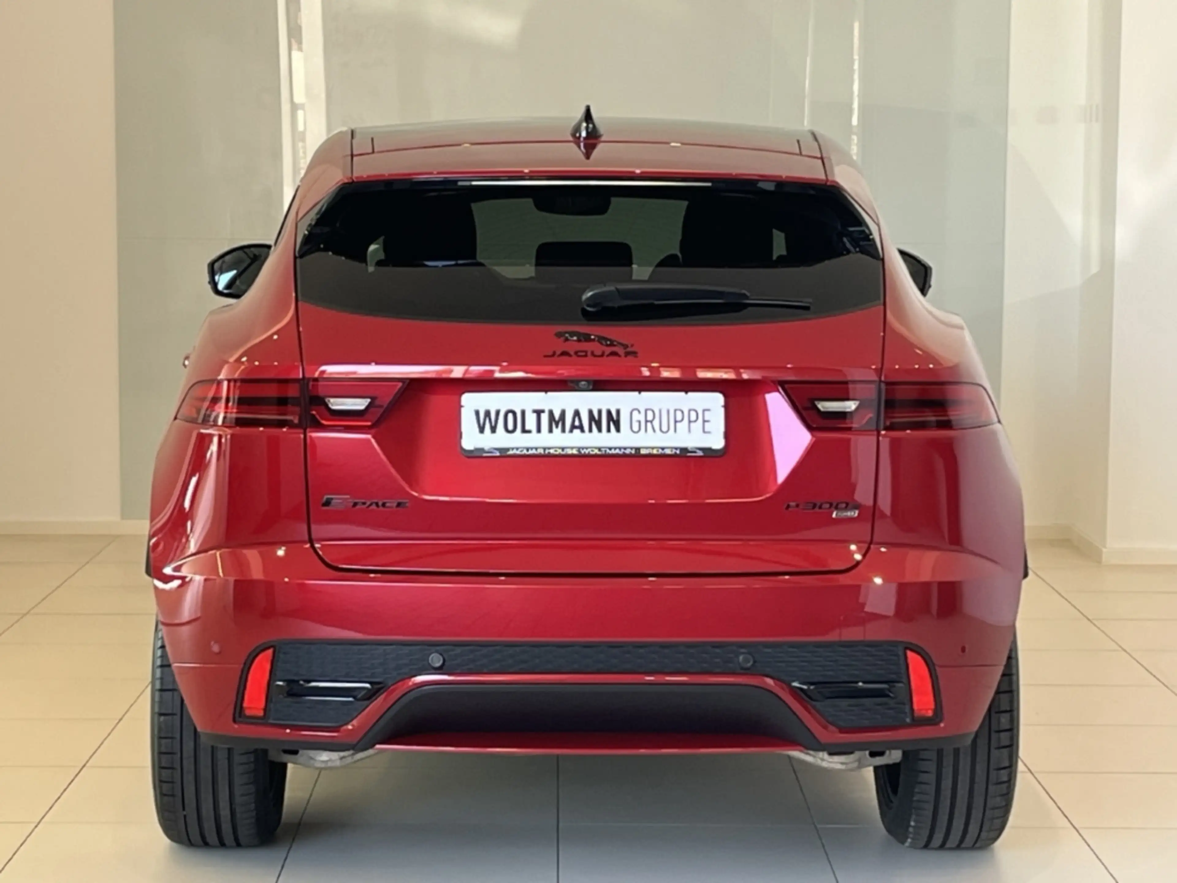 Jaguar E-Pace P300e R-Dynamic HSE Plug-In Hybrid HUD  Panorama — photo 8