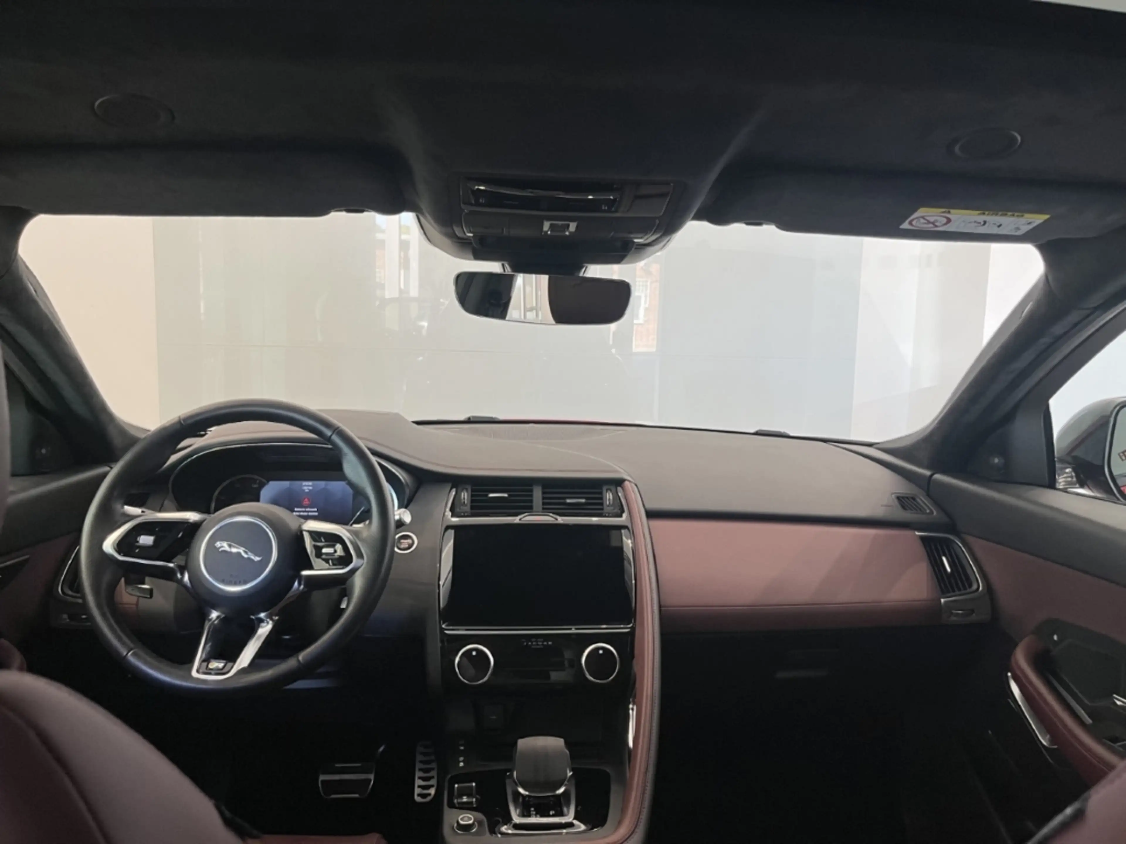 Jaguar E-Pace P300e R-Dynamic HSE Plug-In Hybrid HUD  Panorama — photo 4
