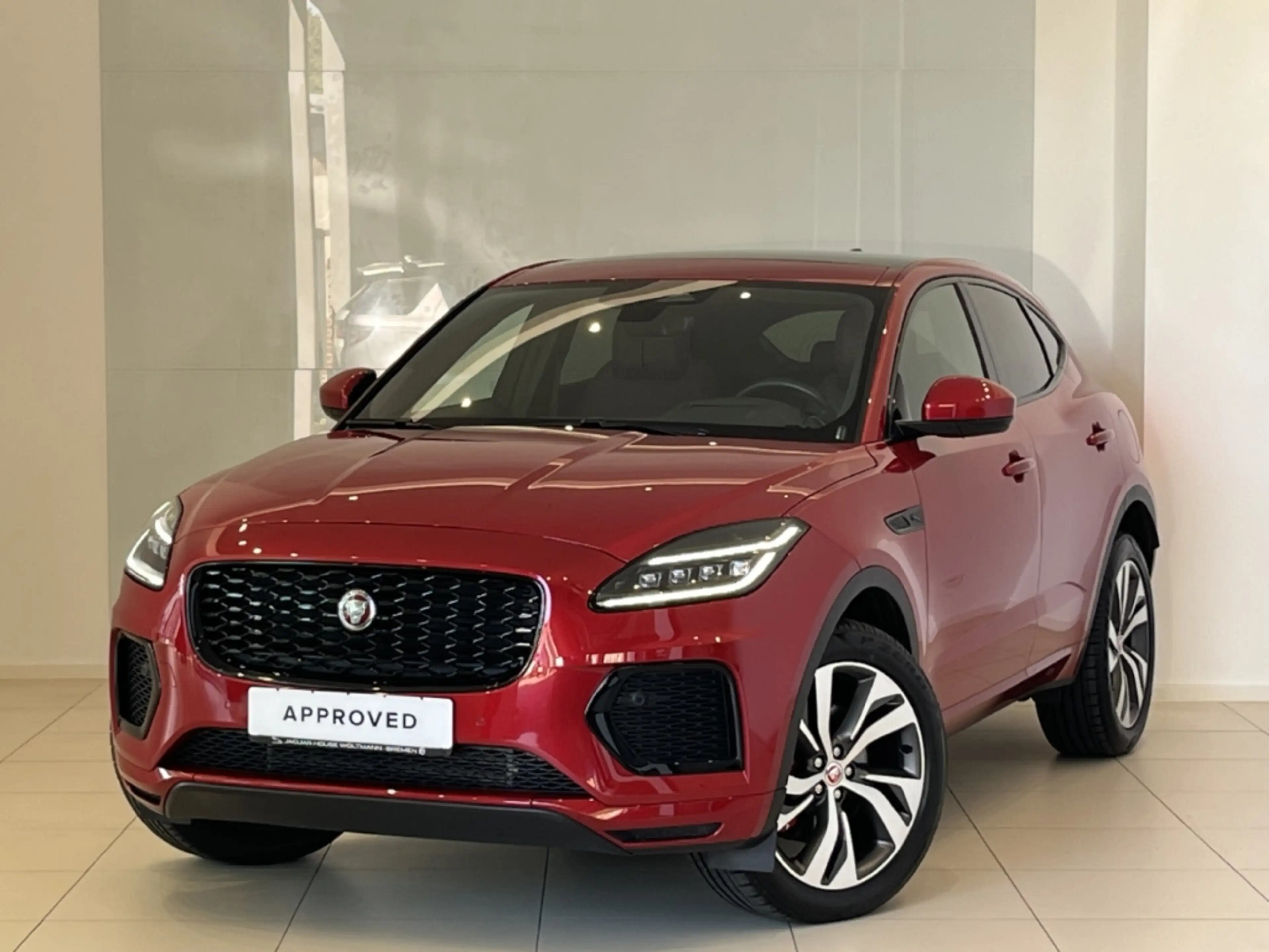 Jaguar E-Pace P300e R-Dynamic HSE Plug-In Hybrid HUD  Panorama — photo 11