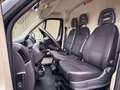 Peugeot Boxer 330 2.0 BlueHDI Navi Camera Airco Zwart - thumbnail 11