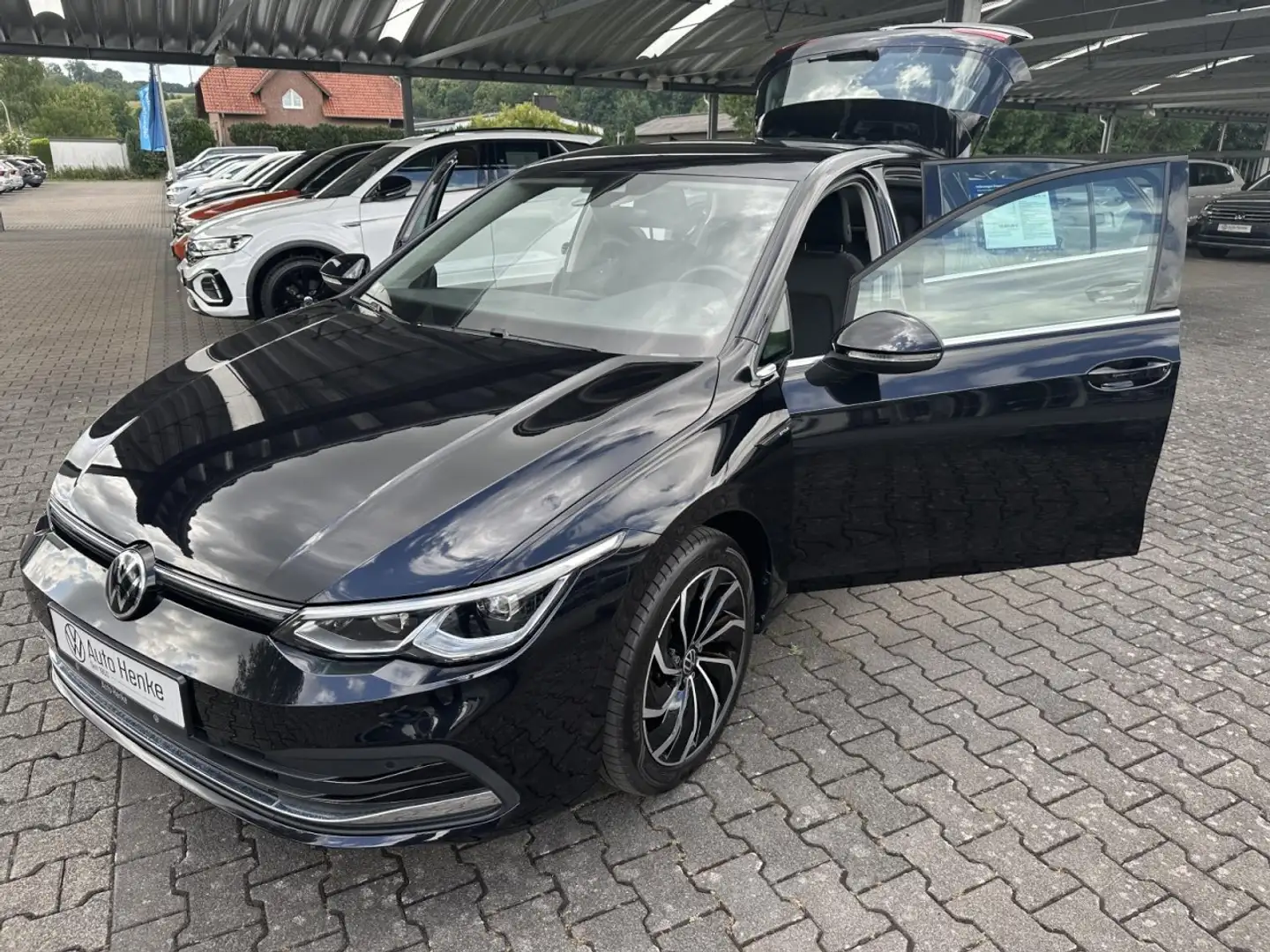 Volkswagen Golf VIII 1.5 TSI STYLE + NAVI + ACC + KLIMA Klima Noir - 2