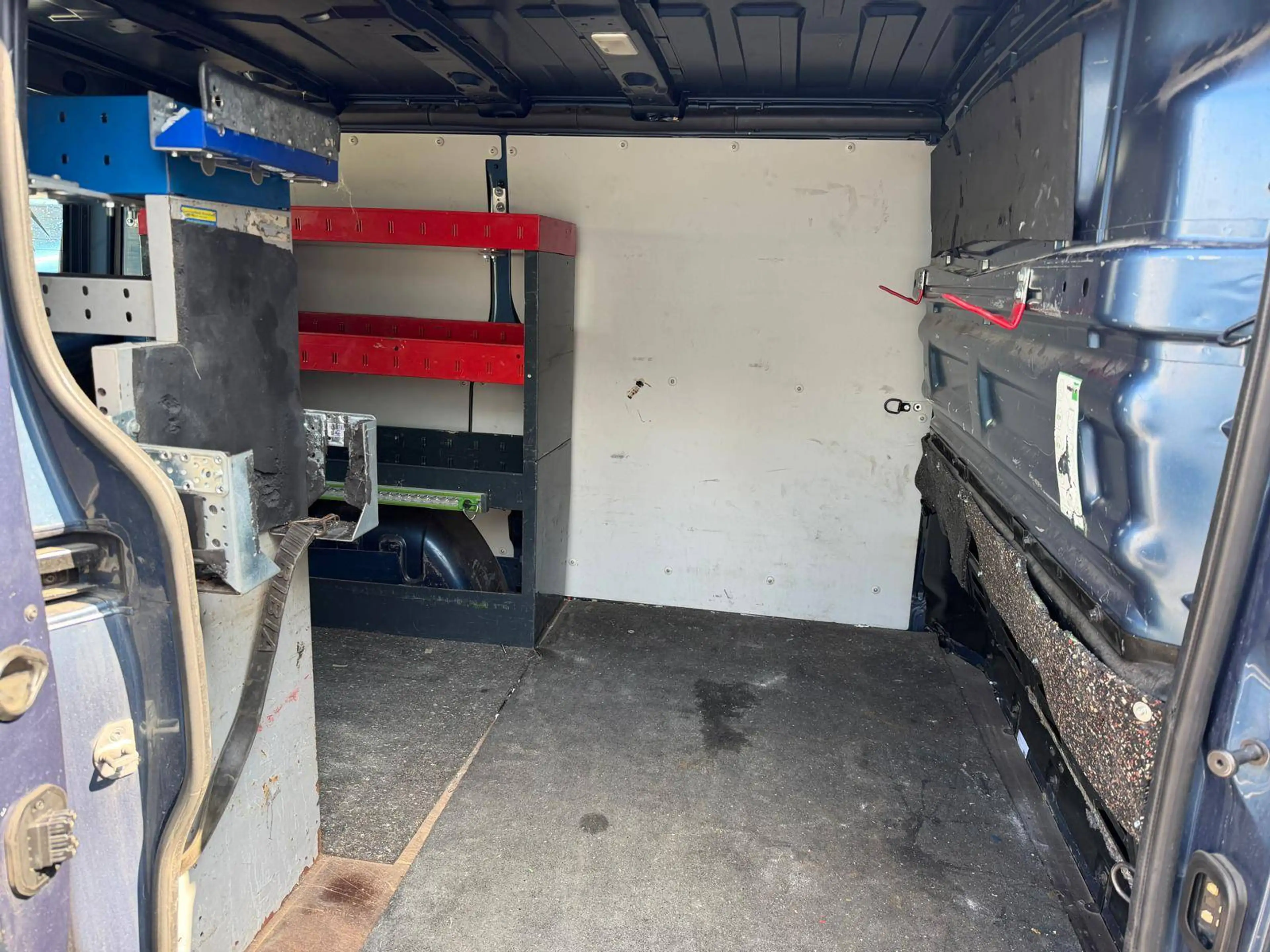 Renault Trafic L1H1 2,9t Komfort im guten Zustand — photo 9