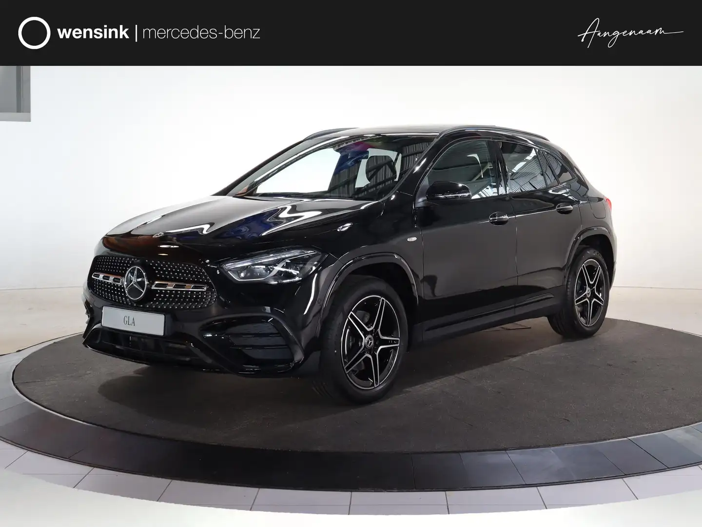 Mercedes-Benz GLA 250 250e Business Solution AMG | Panoramaschuifdak | N Zwart - 1